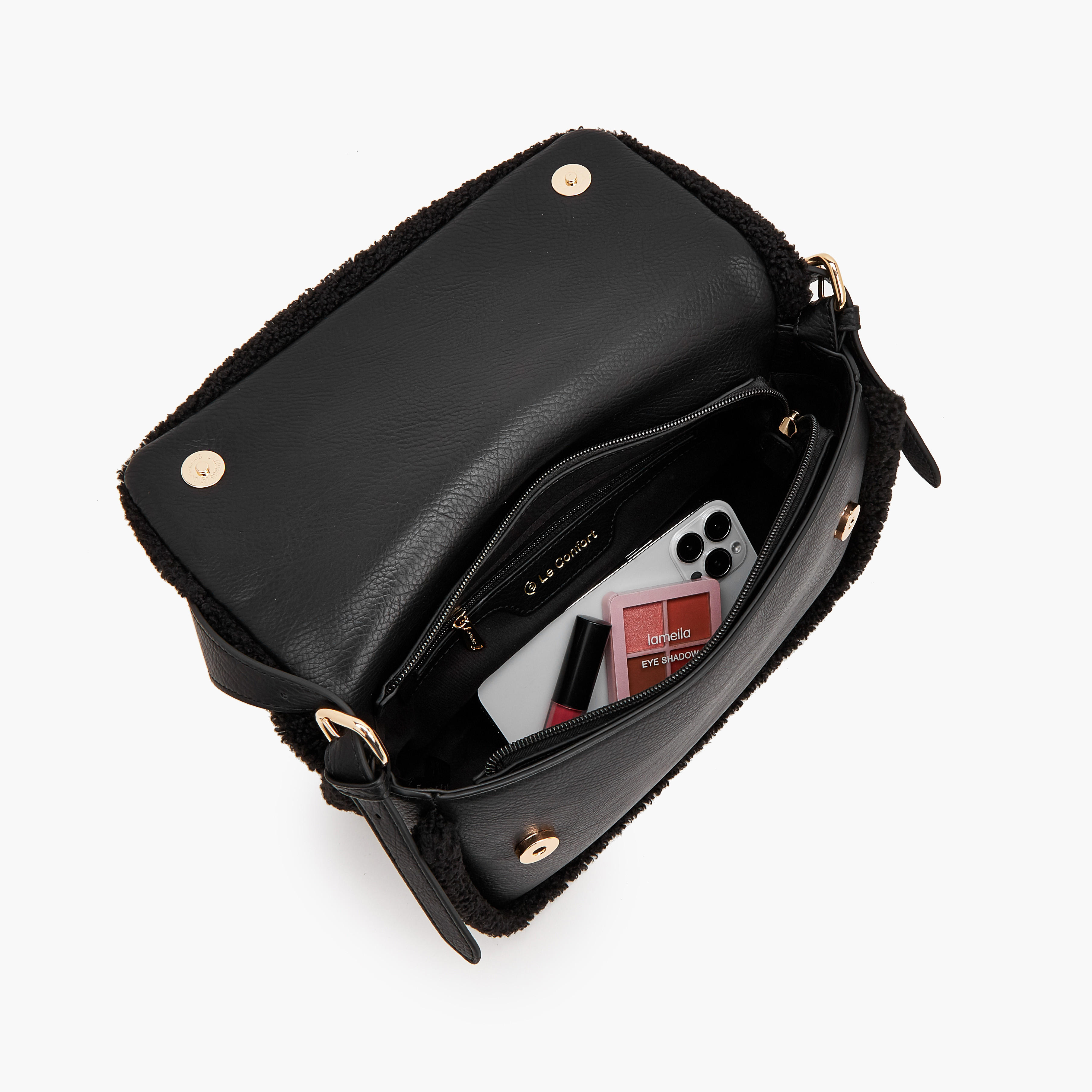 حقيبة كتف بتفاصيل فرو صناعي من لو كونفورت-women-bagsandwallets-handbags-image-7