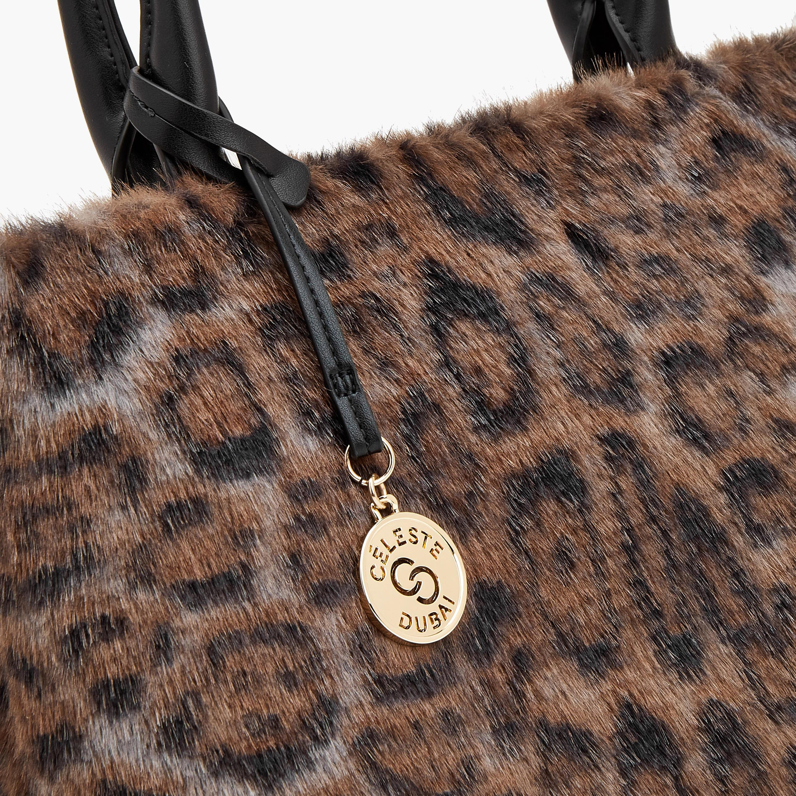 حقيبة كتف فرو صناعي بسحاب إغلاق وطبعات من سيليست-women-bagsandwallets-handbags-image-3