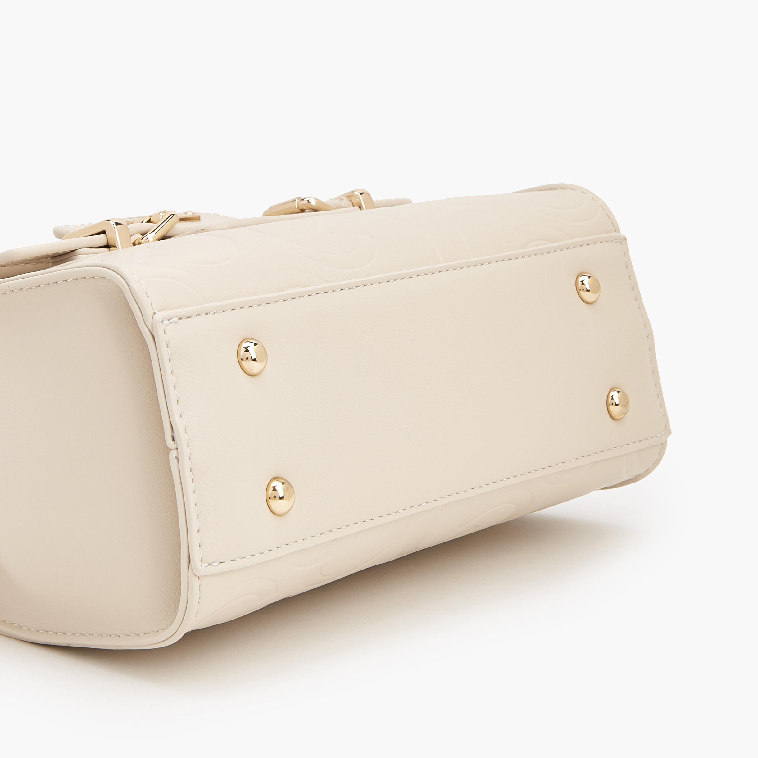 حقيبة ساتشيل بنقشات بارزة مزينة بمعدن من سيليست-women-bagsandwallets-handbags-image-6