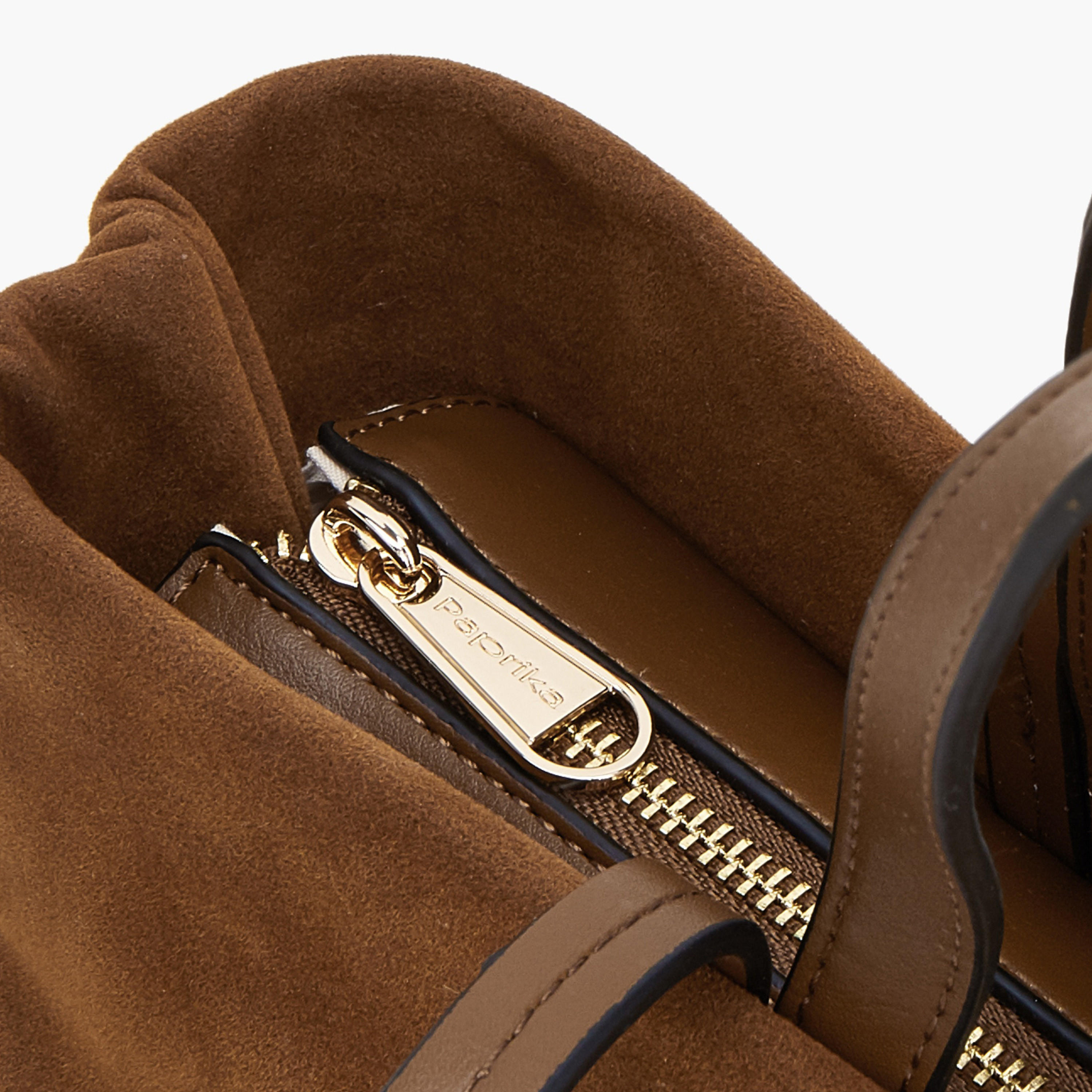 حقيبة كتف بارزة الملمس بسحاب إغلاق من بابريكا-women-bagsandwallets-handbags-image-4
