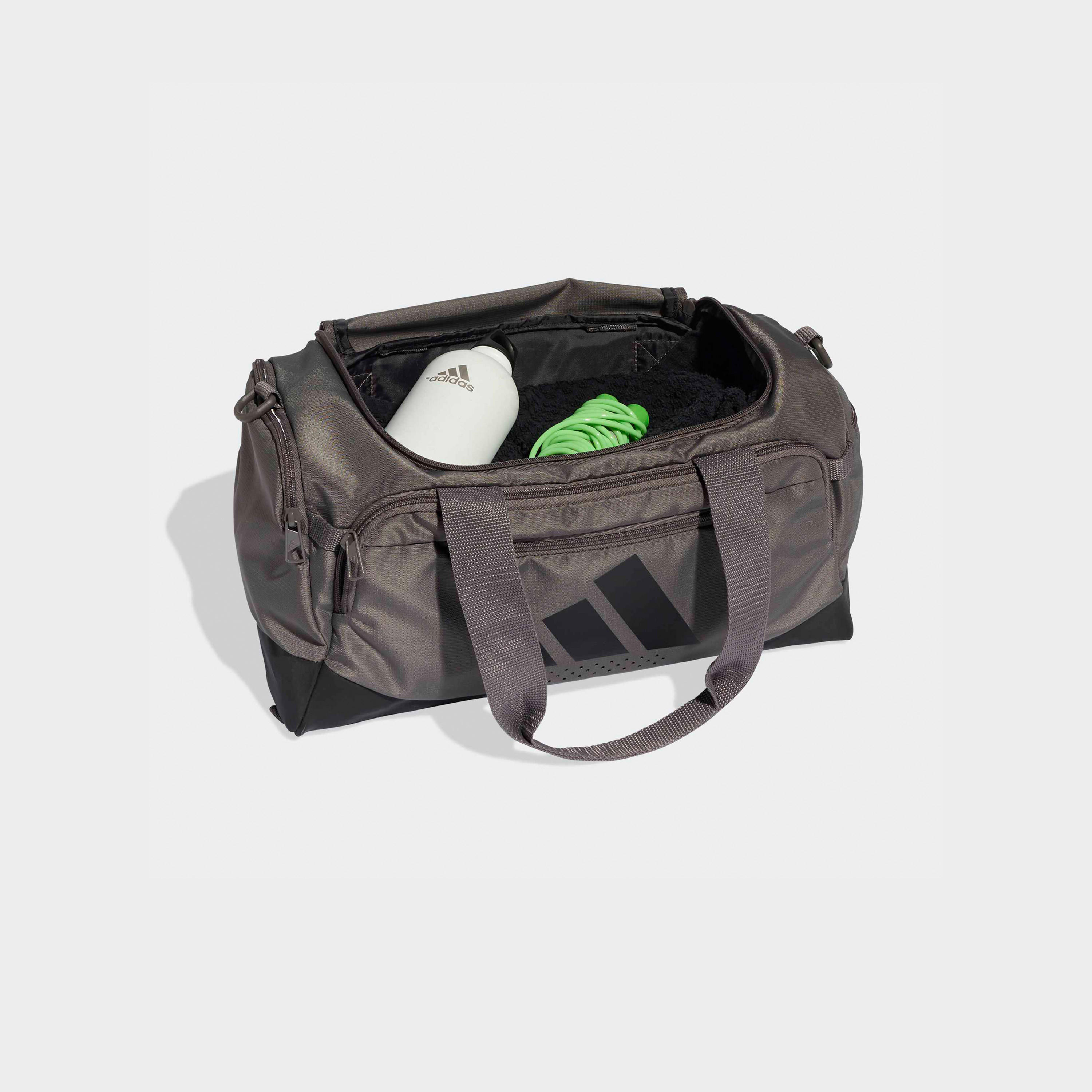 شنطة دافل بحزام قابل للتعديل وطبعات شعار من أديداس-travel-luggagesandbags-dufflebags-image-5