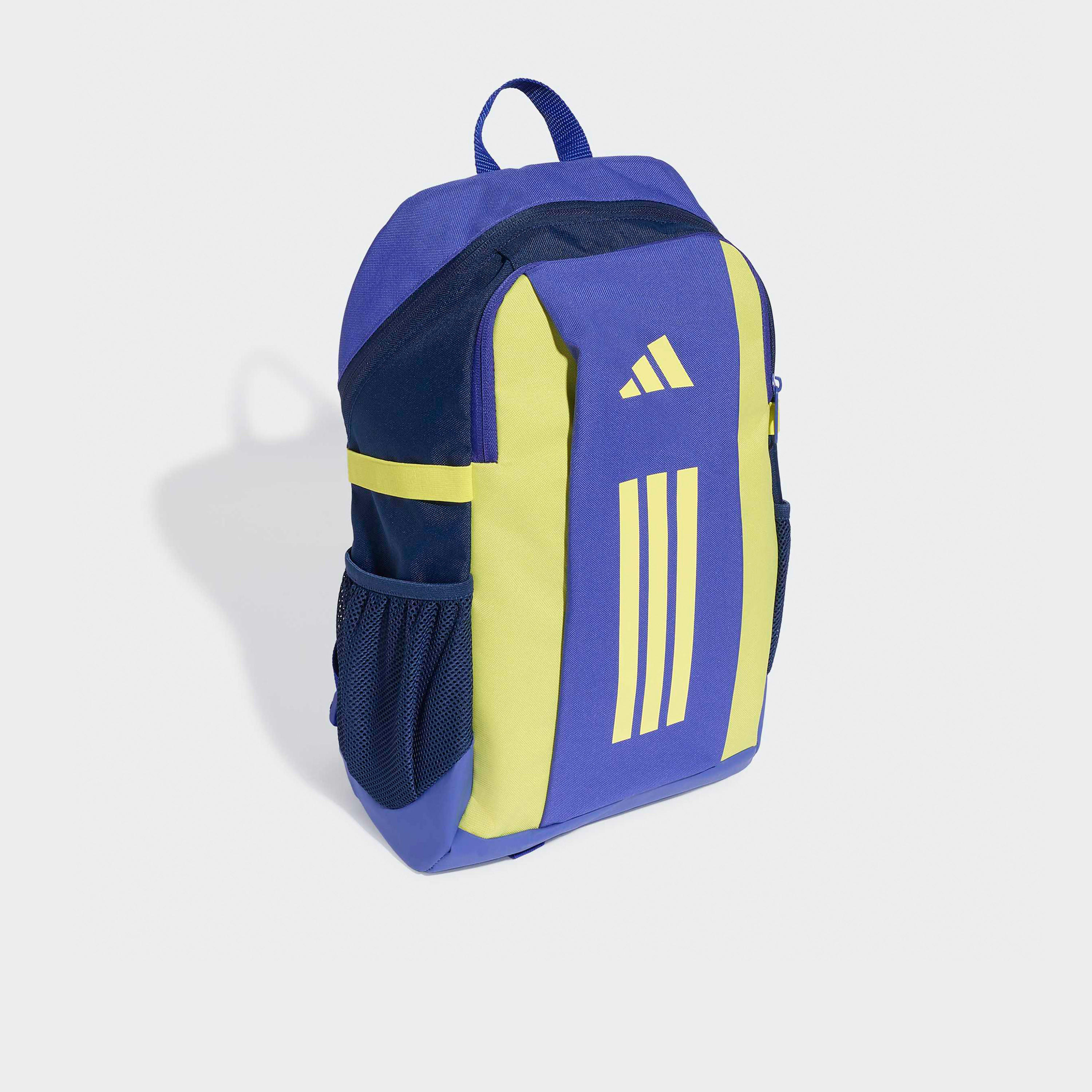 شنطة ظهر بطبعات شعار للأولاد 8-13 سنوات بحمالات كتف مبطنة من أديداس - 12 لتر-boys-accessories-bagsandbackpacks-image-4
