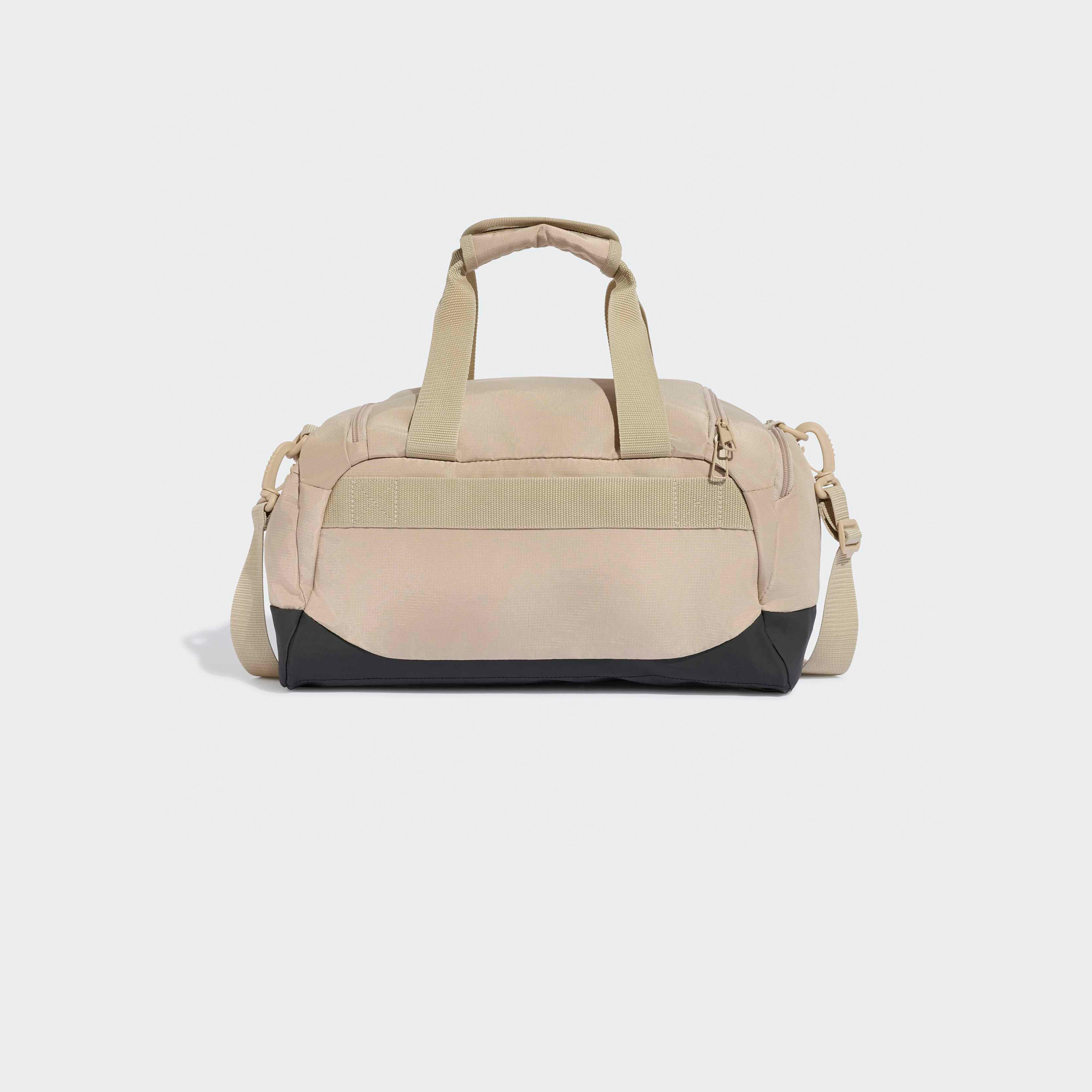 شنطة دفل ترينينج ديفندر بسحاب إغلاق من أديداس-travel-luggagesandbags-dufflebags-image-3