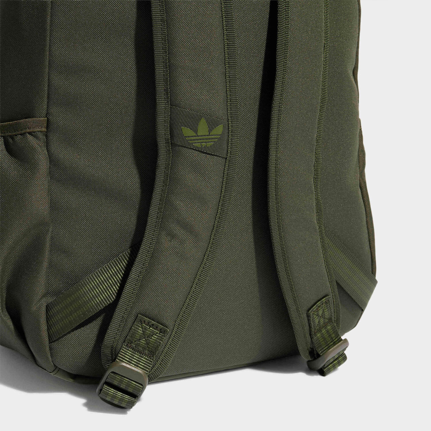 شنطة ظهر بأحزمة مبطنة وطبعات الشعار للصغار بعمر 13 سنة فأكثر من أديداس - 21 لتر-school-bagsandbackpacks-backpacks-image-3