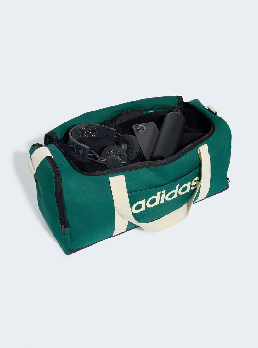 شنطة دافل بطبعات شعار وسحاب إغلاق وحزام قابل للتعديل من أديداس-travel-luggagesandbags-dufflebags-image-4