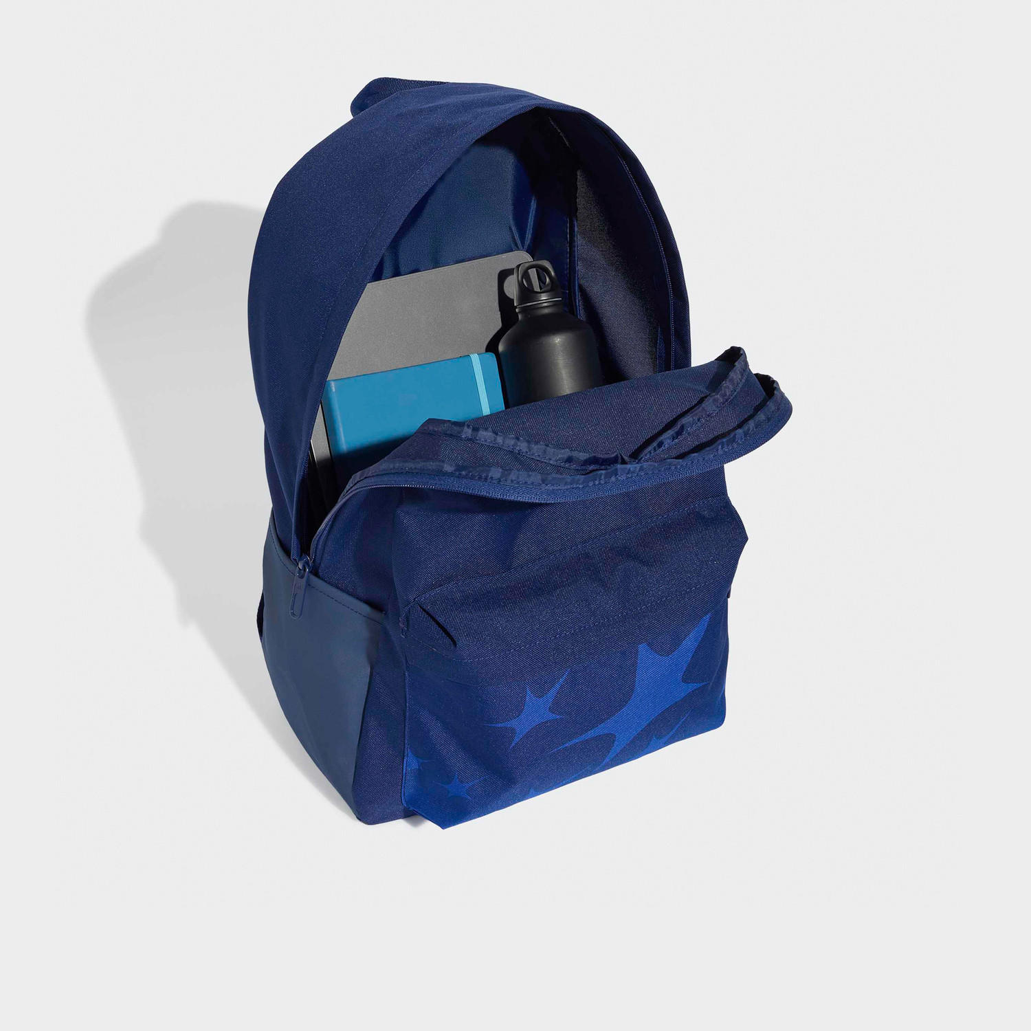 شنطة ظهر بحمالات مبطنة وطبعات شعار للأطفال من 13 سنة من أديداس - 28 لتر-school-bagsandbackpacks-backpacks-image-4
