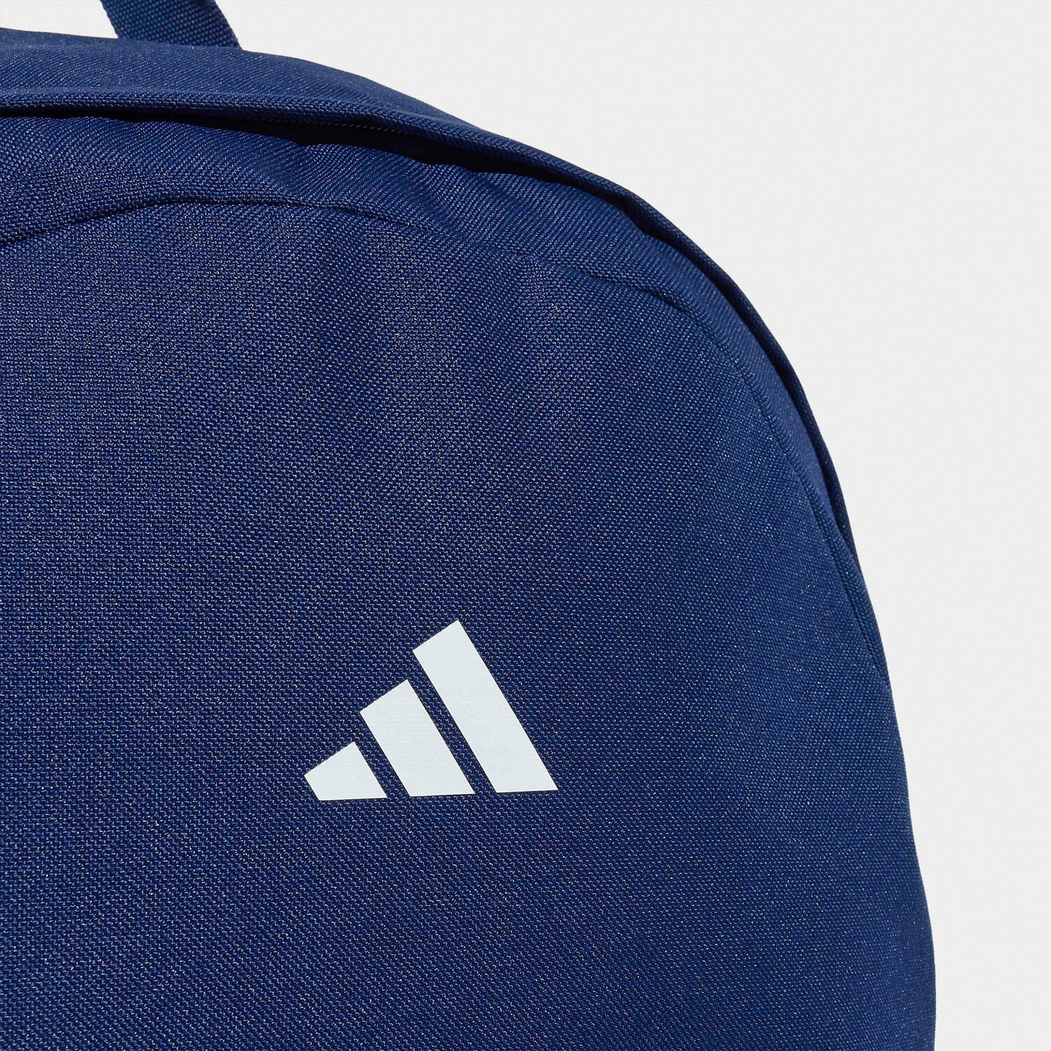 شنطة ظهر بحمالات مبطنة وطبعات شعار للأطفال من 13 سنة من أديداس - 28 لتر-school-bagsandbackpacks-backpacks-image-2