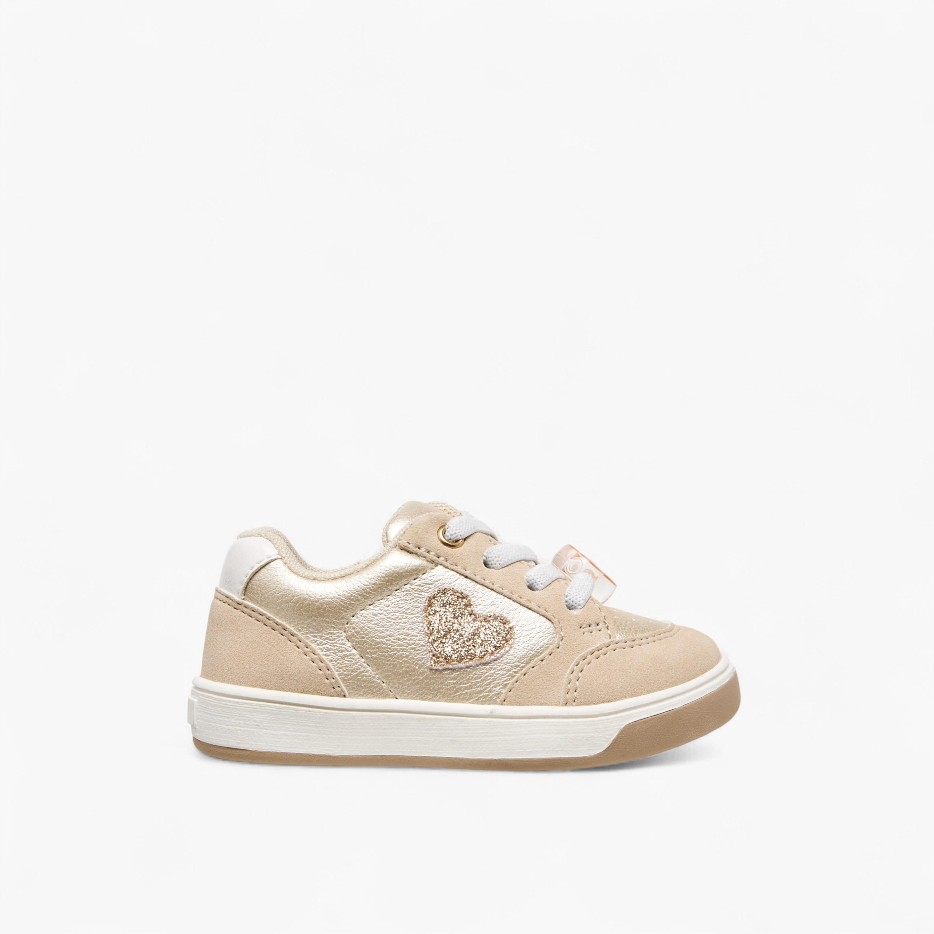 حذاء سنيكرز بتفاصيل قلب للبنات من بيرفيت-girls-shoes-sneakers-image-3