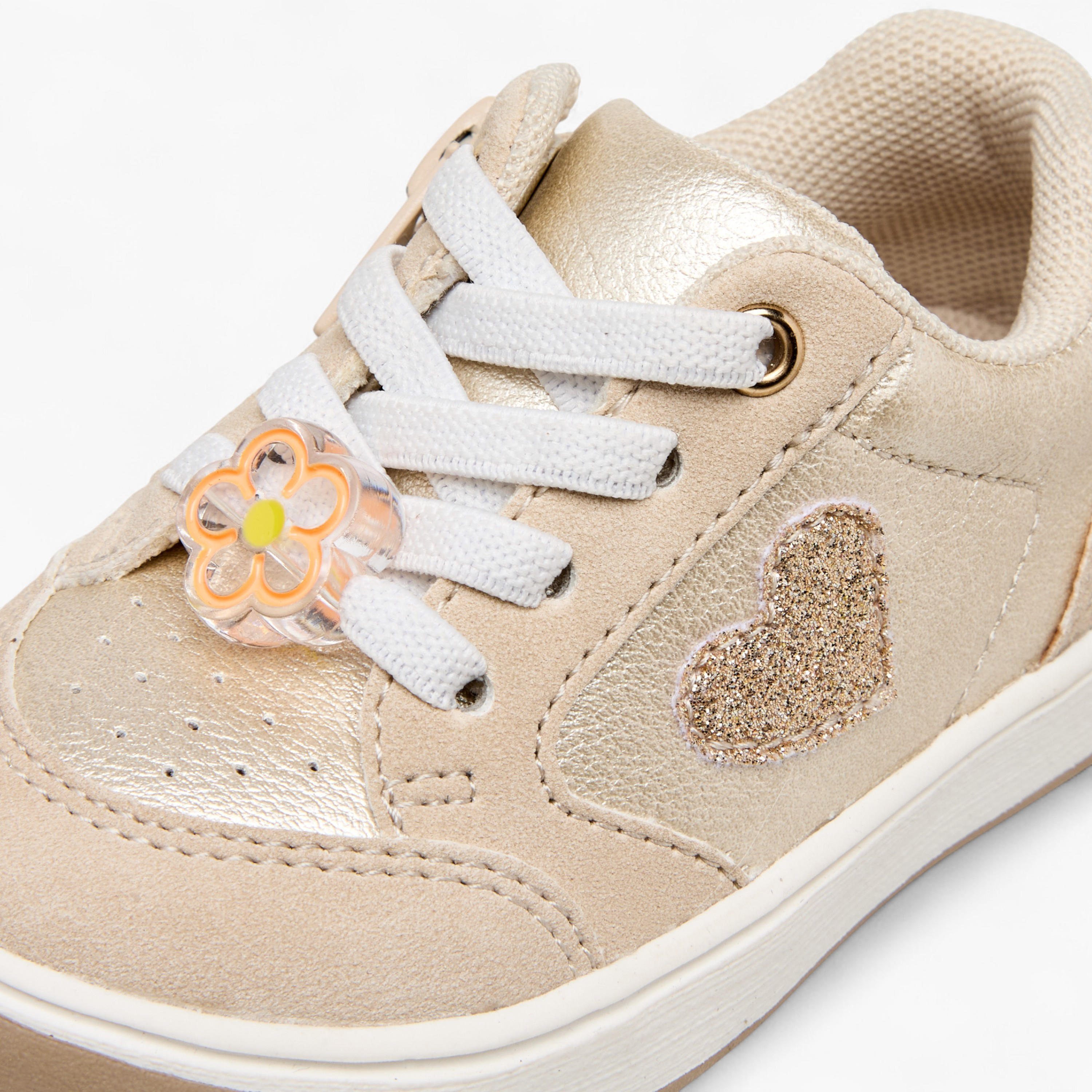 حذاء سنيكرز بتفاصيل قلب للبنات من بيرفيت-girls-shoes-sneakers-image-4