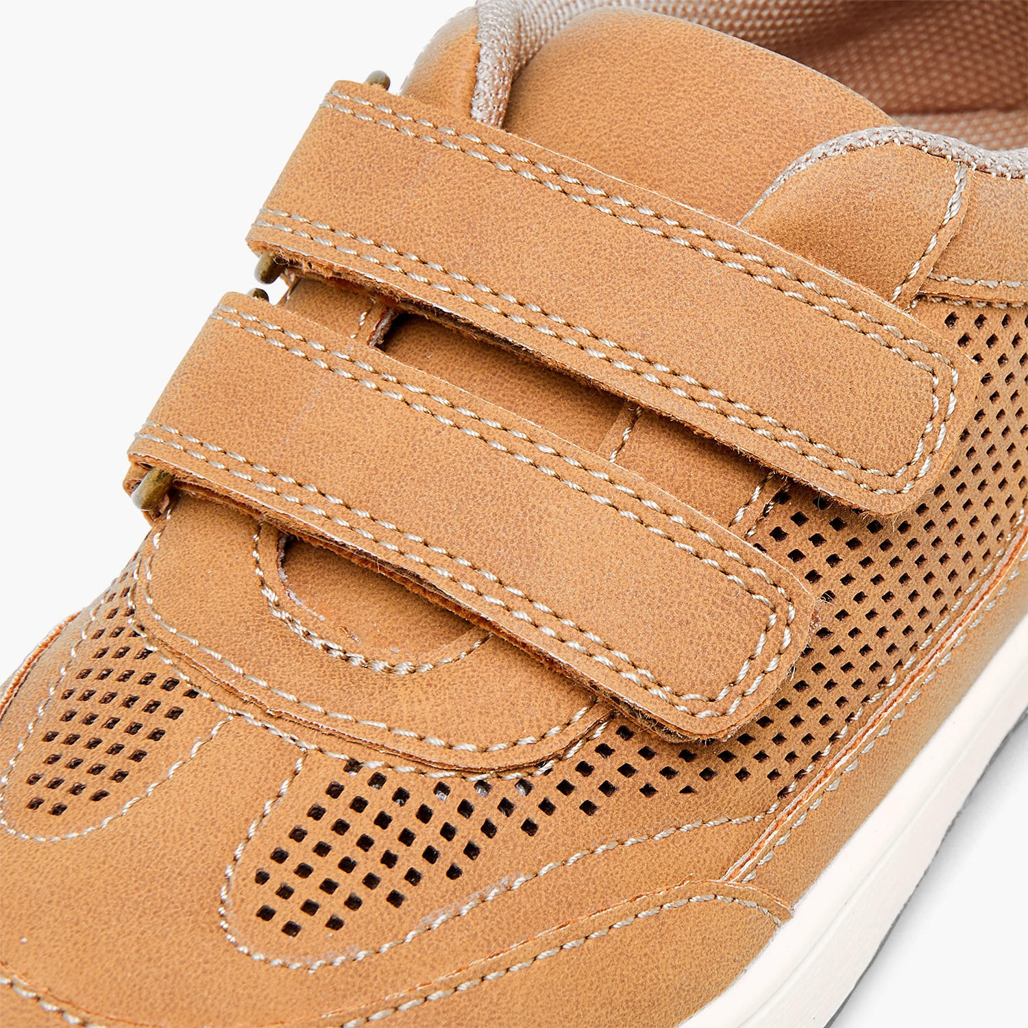 حذاء سنيكرز بشريط إغلاق لاصق للأولاد من جونيورز-boys-shoes-sneakers-image-7