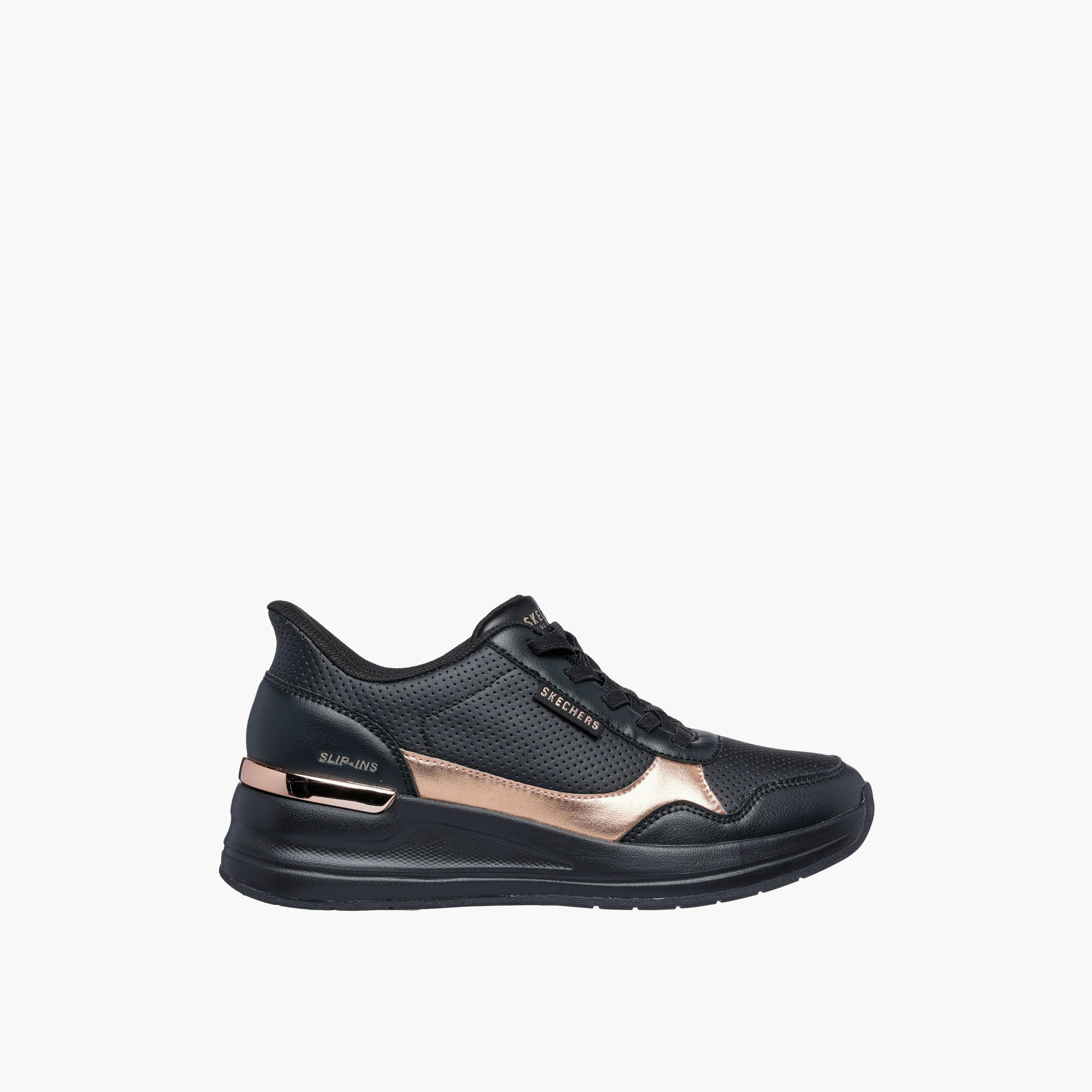 حذاء رياضي برباط إغلاق للنساء من سكيشرز-sports-women-shoes-image-2