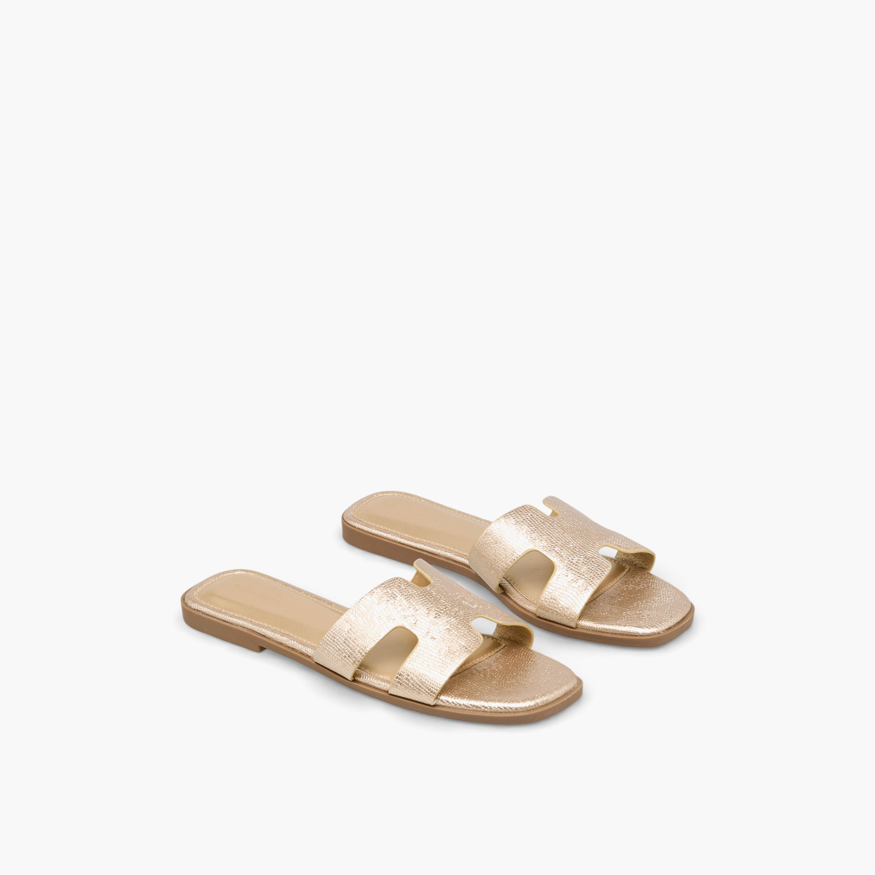 شبشب بارز الملمس للنساء من فلورا بيلا-women-shoes-flats-sandals-image-1