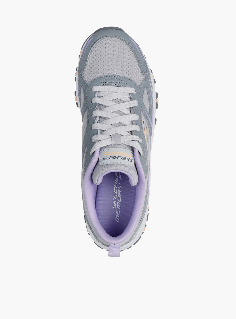 حذاء رياضي برباط إغلاق هيلكريست للنساء من سكيتشرز-sports-women-shoes-image-2