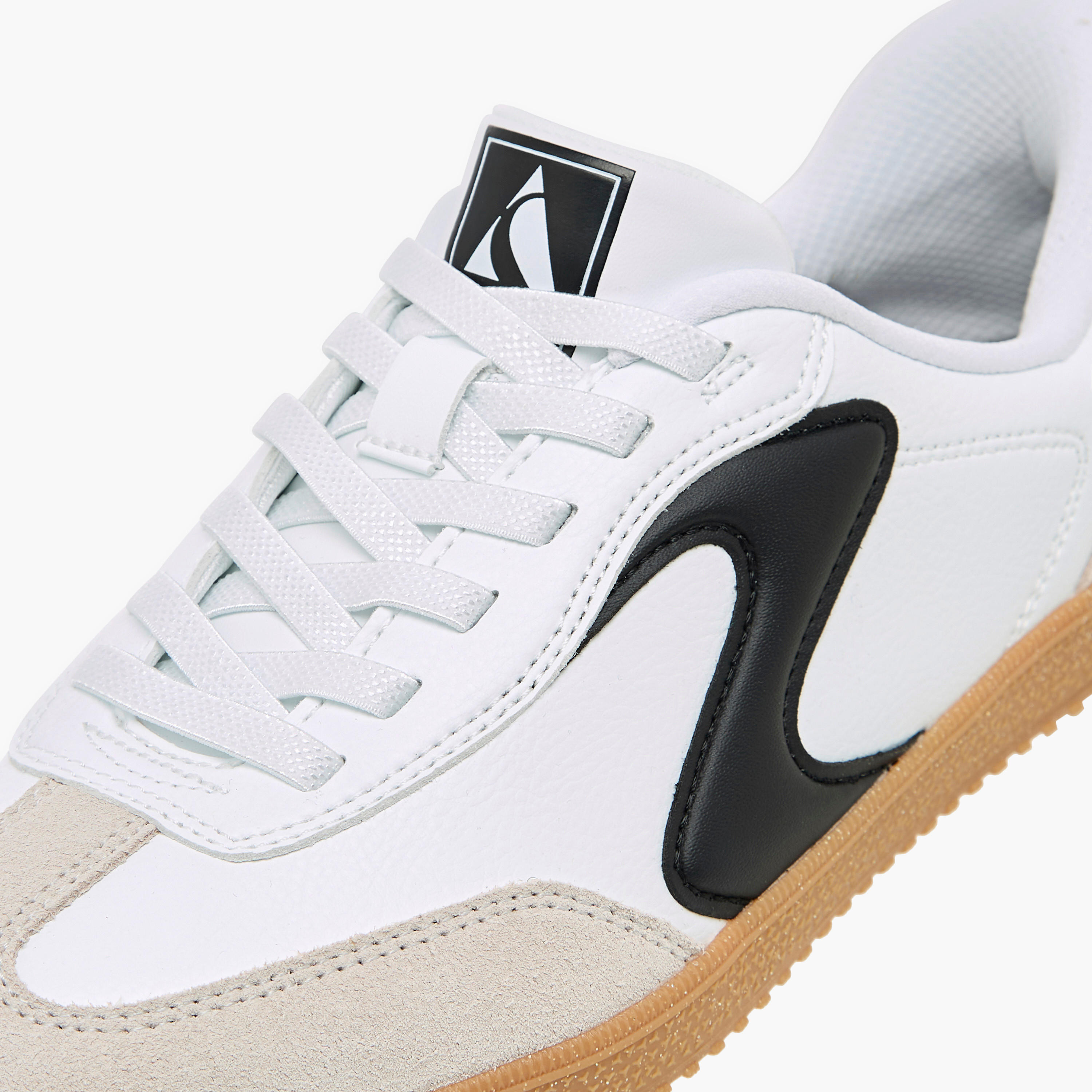 حذاء سنيكرز هوت شوت طول الكاحل برباط للنساء من سكيتشرز-women-shoes-sneakers-image-4