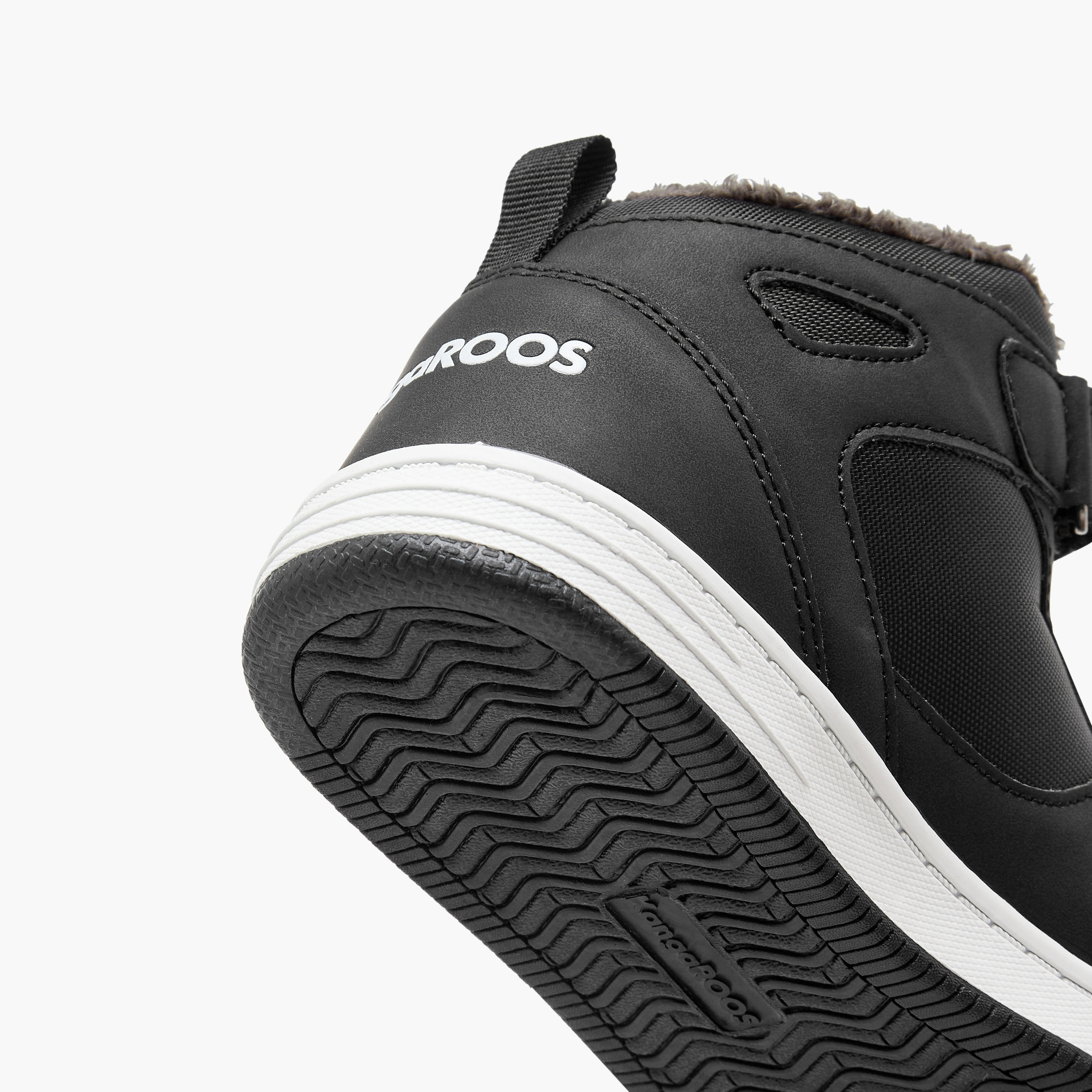 حذاء سنيكرز عالي بشريط إغلاق لاصق للأولاد من كانغاروز-boys-shoes-sneakers-image-5