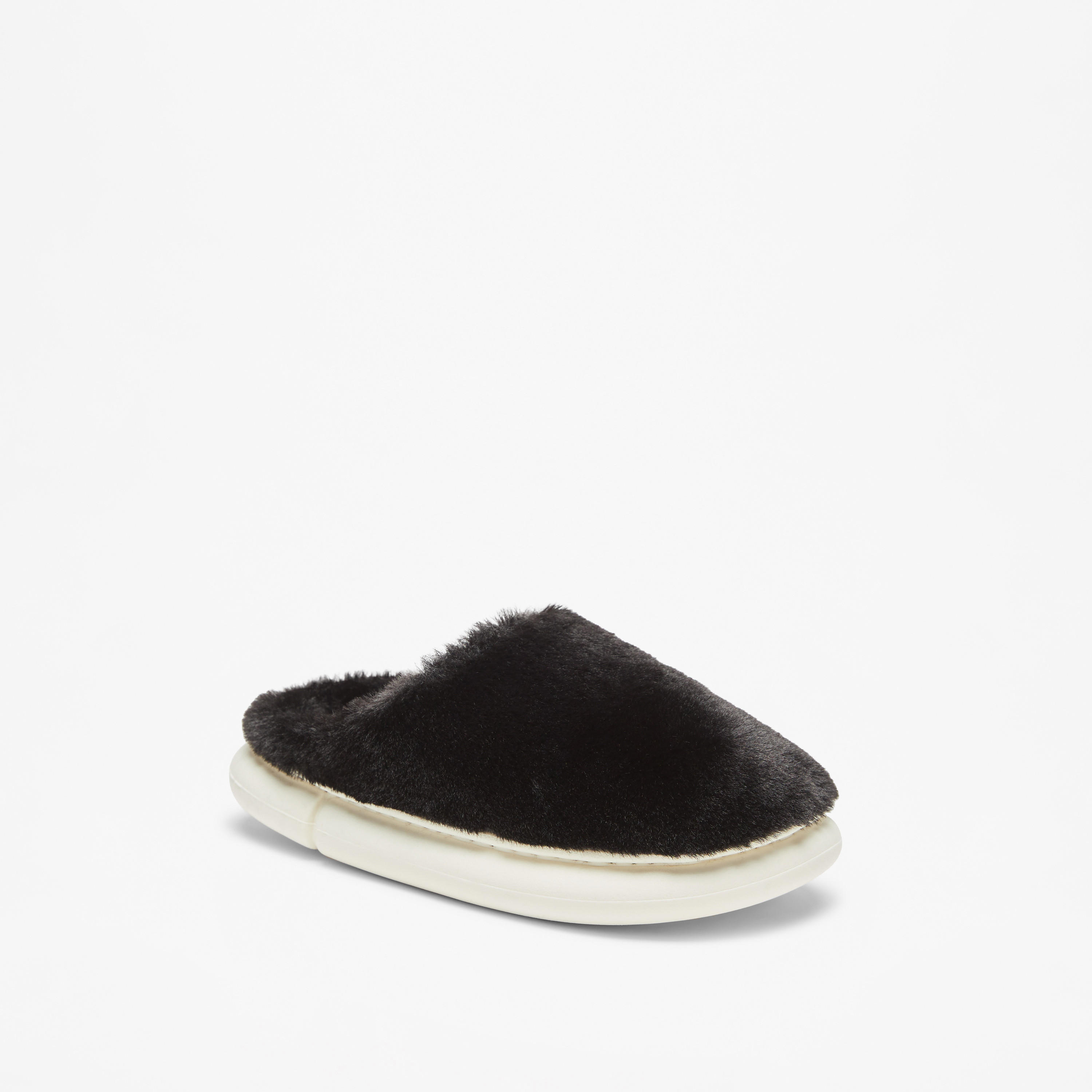 حذاء ميول لغرفة النوم سهل الارتداء من الفرو الصناعي من لو كونفورت-women-shoes-bedroomslippers-image-2