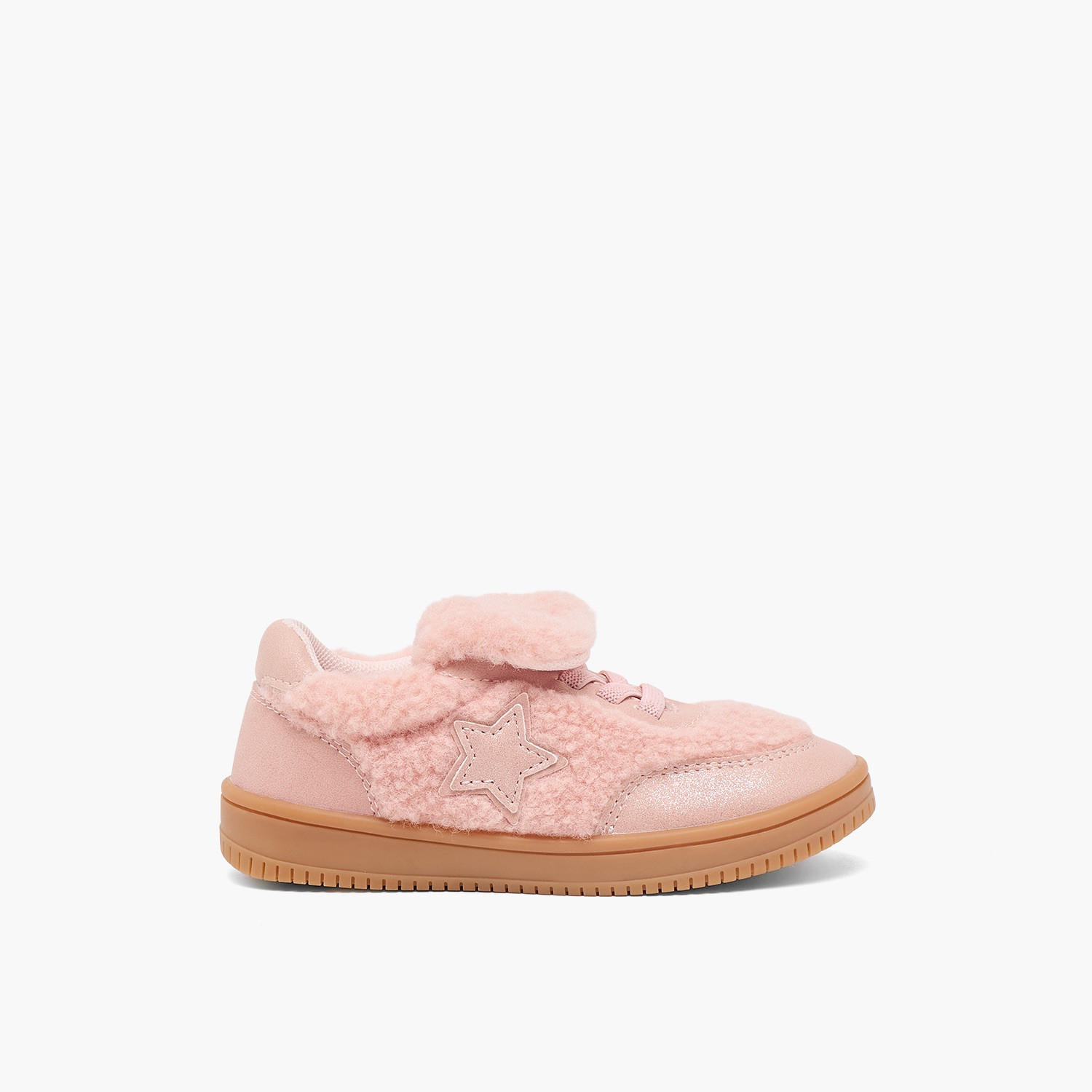 حذاء سنيكرز للكاحل من الفرو الصناعي بزينة نجمة للبنات من جونيورز-girls-shoes-sneakers-image-3