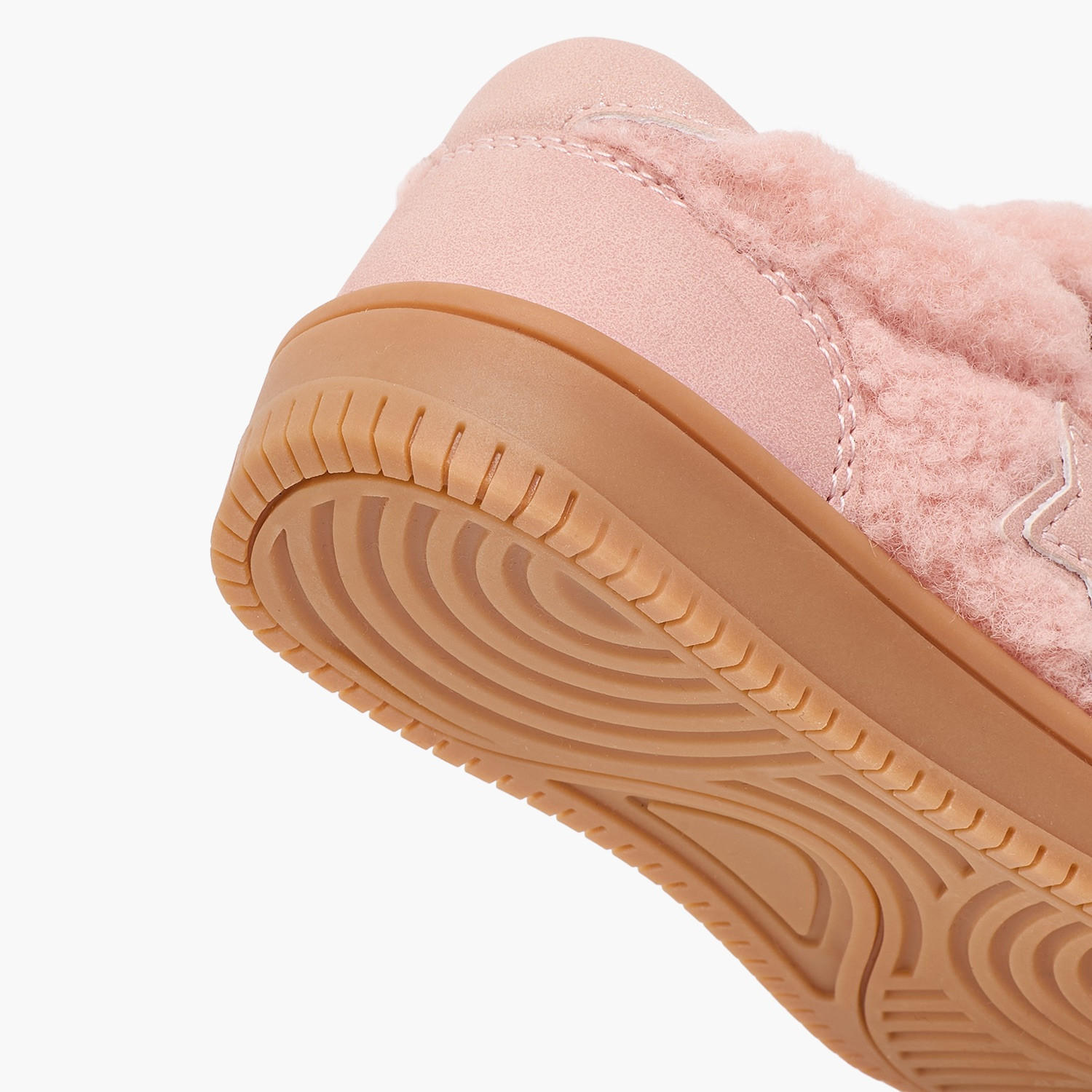 حذاء سنيكرز للكاحل من الفرو الصناعي بزينة نجمة للبنات من جونيورز-girls-shoes-sneakers-image-4