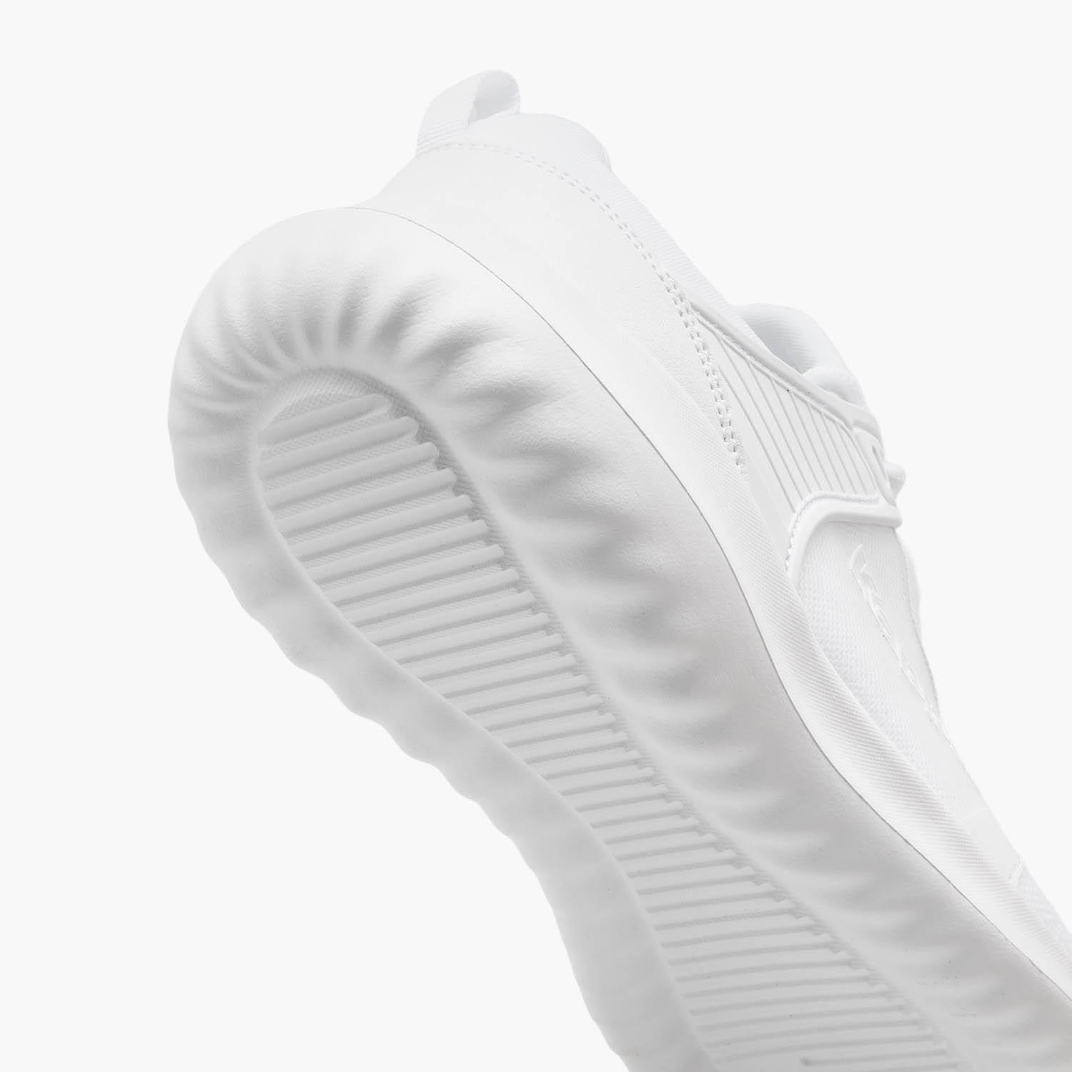 حذاء رياضي للرجال بتصميم مقسم ورباط إغلاق من كابا-men-shoes-sports-image-5