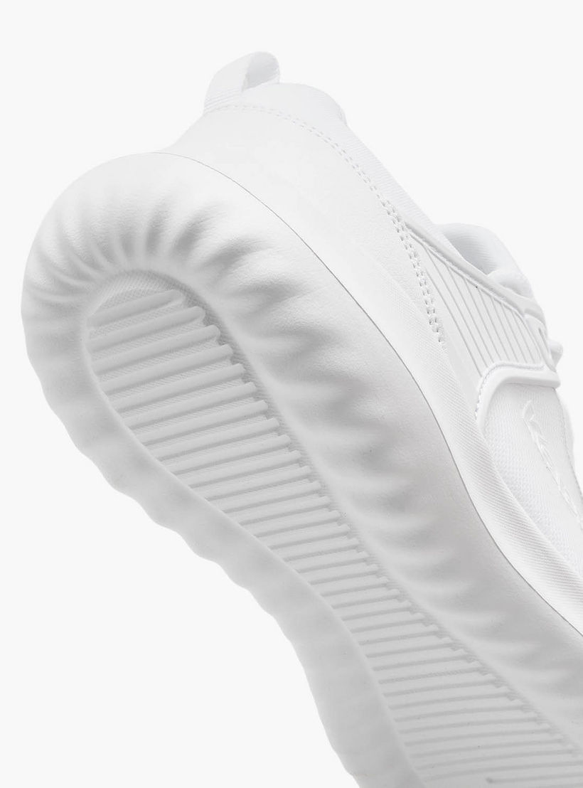 حذاء رياضي للرجال بتصميم مقسم ورباط إغلاق من كابا-men-shoes-sports-image-5
