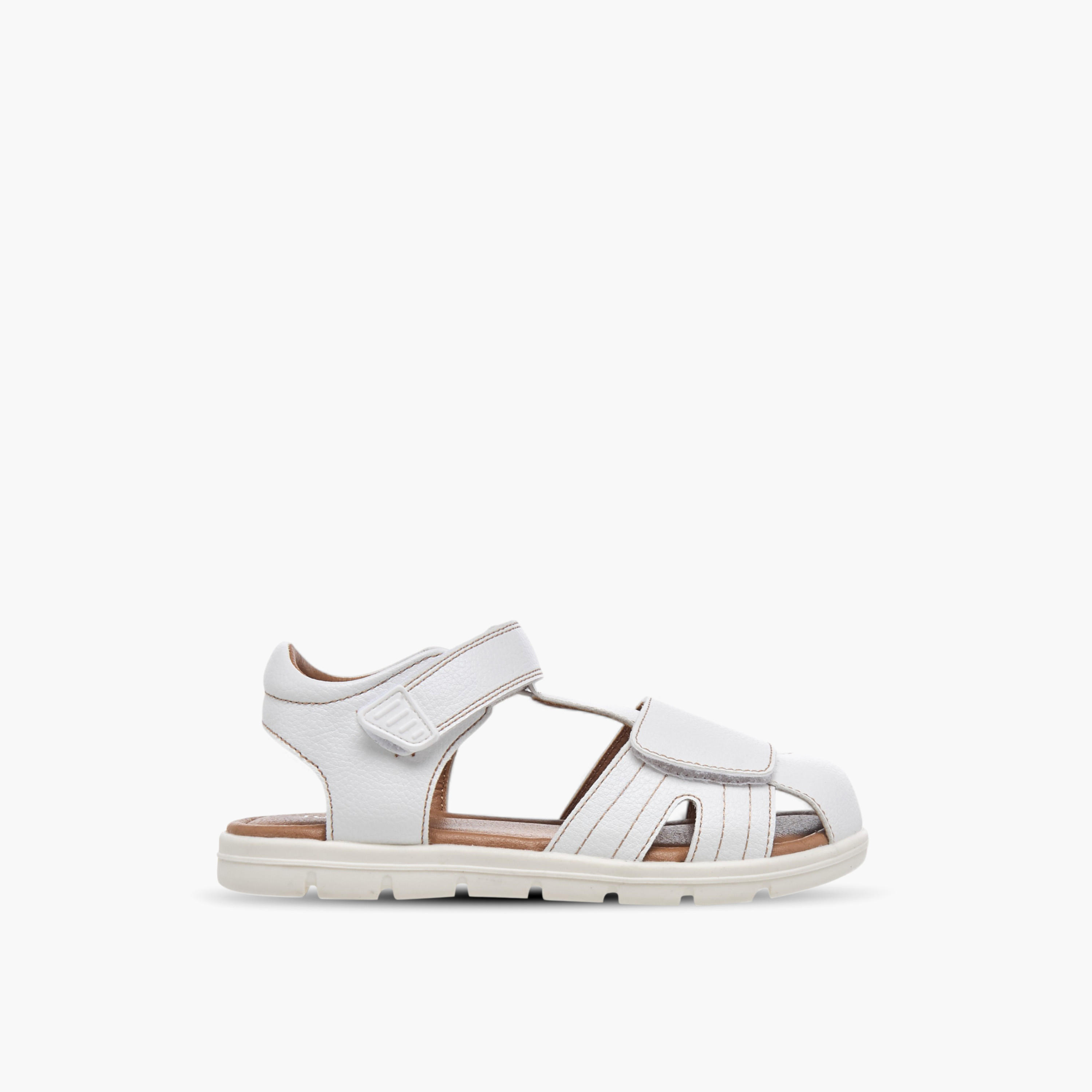 صندل فيشرمان بتفاصيل مدرزة وشريط إغلاق من جونيورز-boys-shoes-sandals-image-2