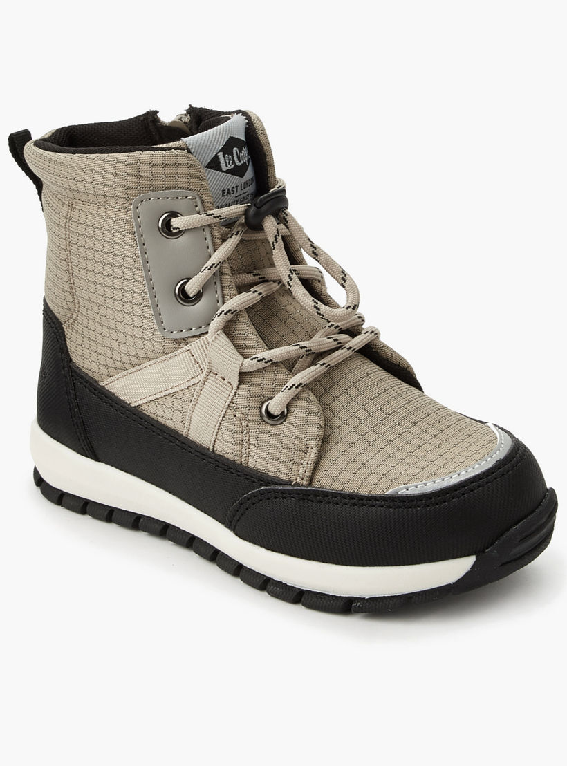 حذاء بوت كاروهات برباط للأطفال من لي كوبر-boys-shoes-boots-image-2