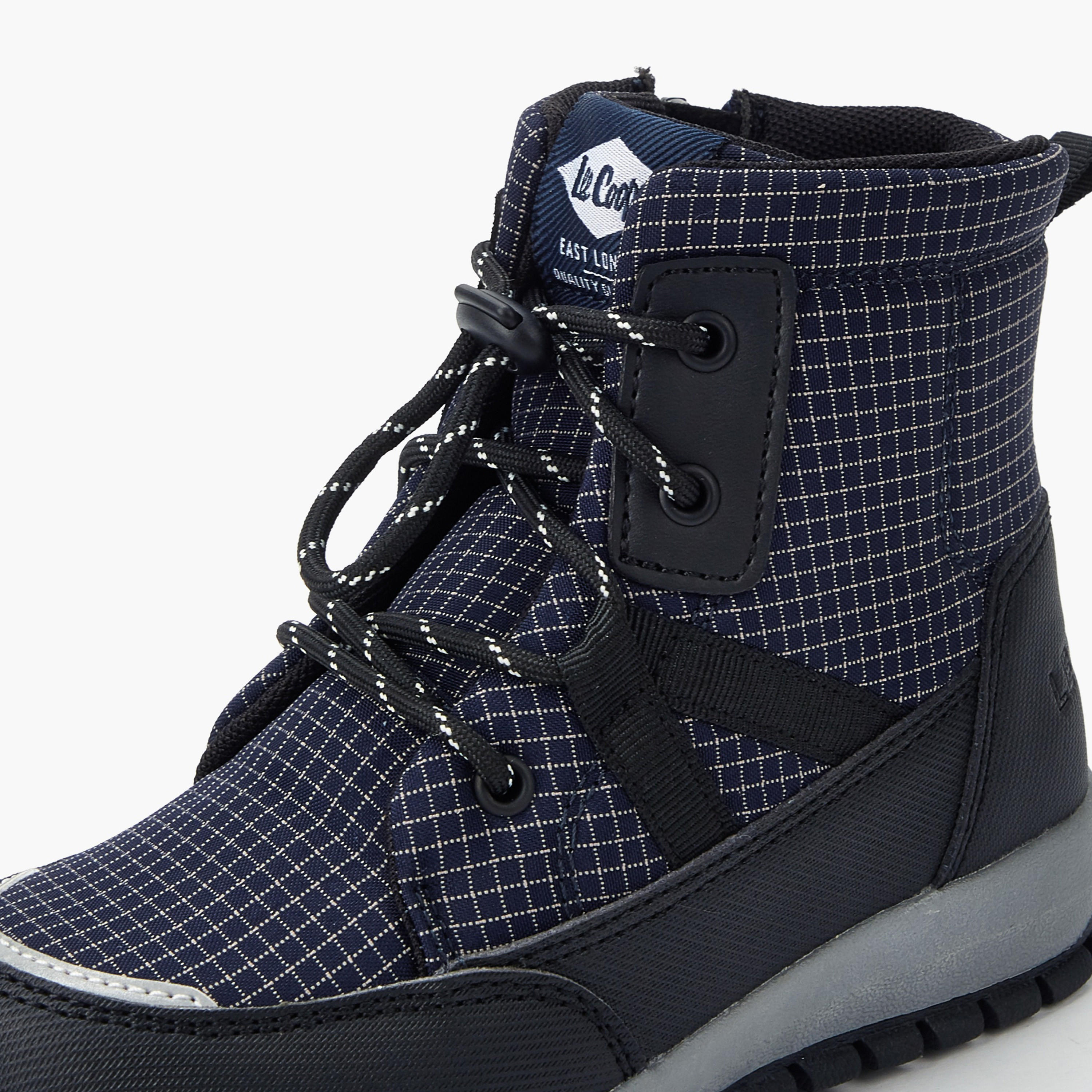 حذاء بوت كاروهات برباط للأطفال من لي كوبر-boys-shoes-boots-image-4