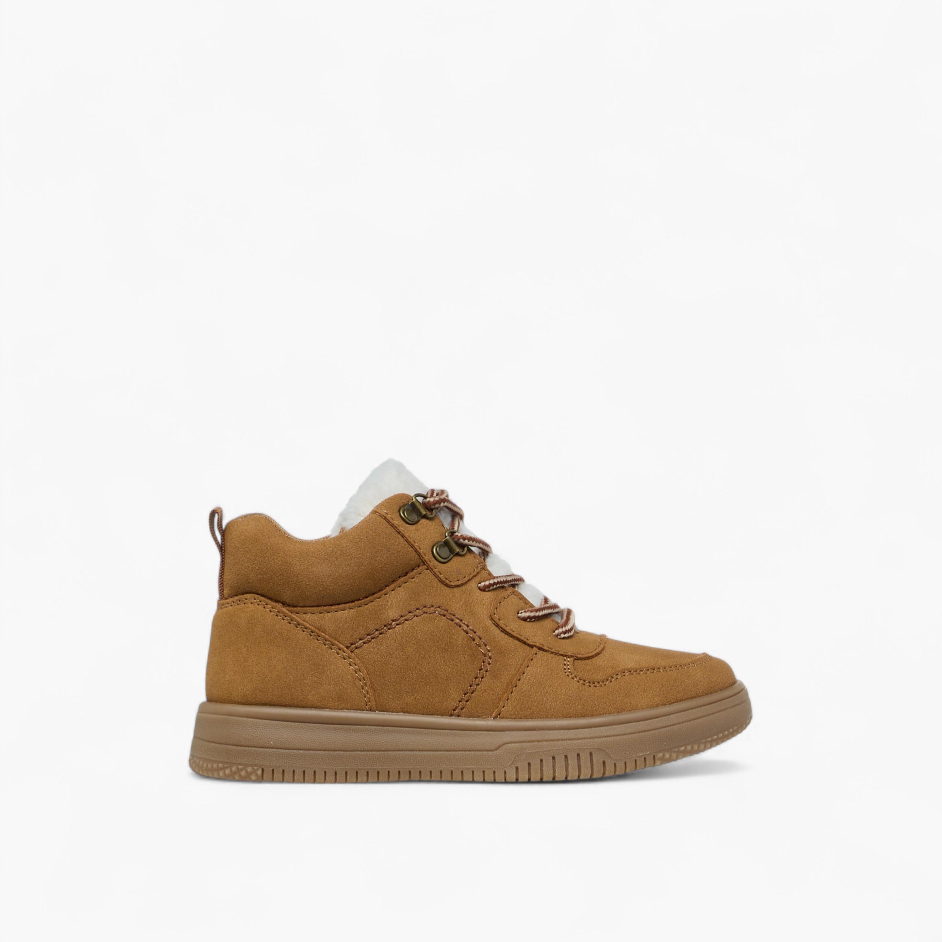 بوت سادة برباط إغلاق وتفاصيل مغرّزة من مستر دوتشيني-boys-shoes-boots-image-3