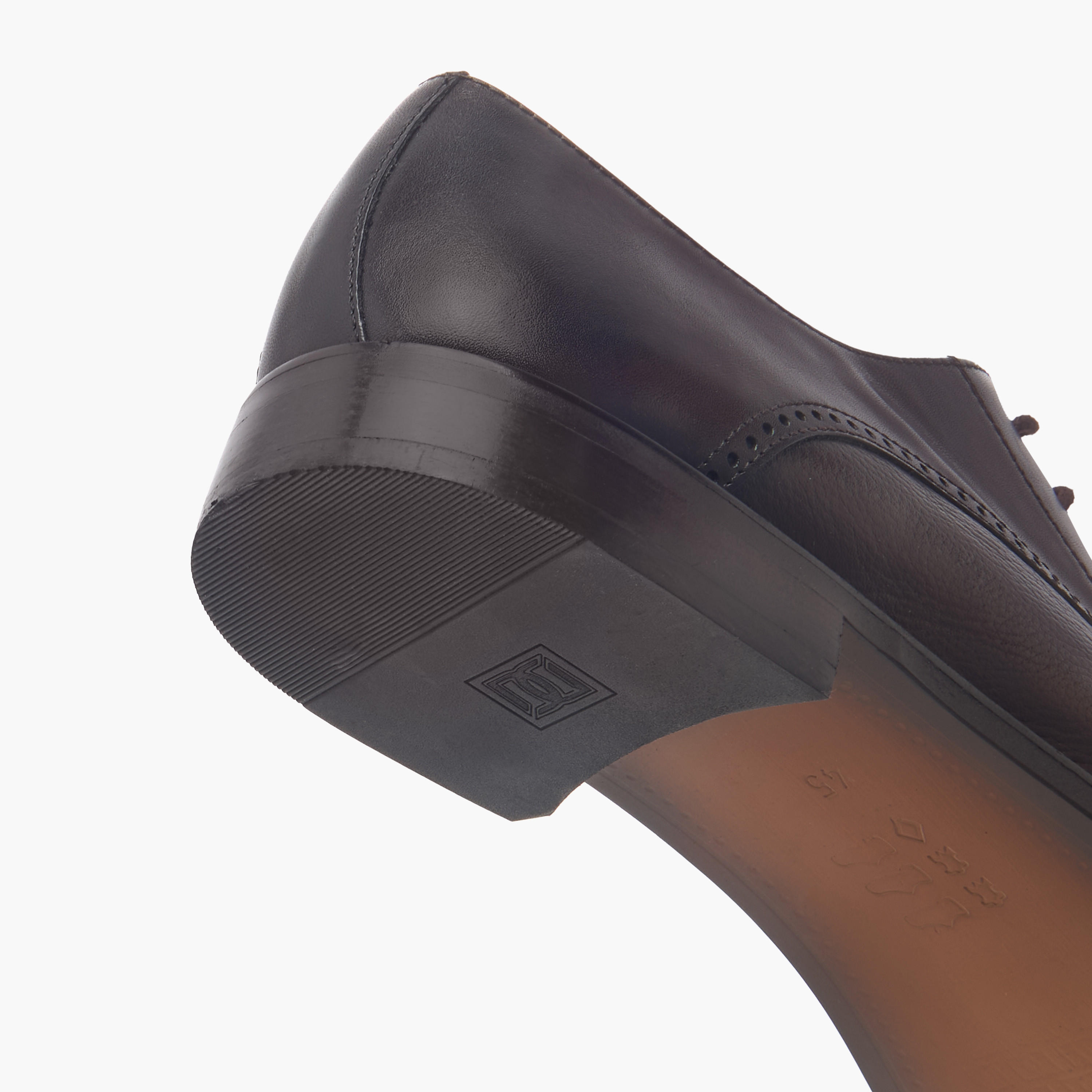 حذاء ديرقي رجالي بأربطة من الجلد الطبيعي-men-shoes-formalshoes-image-5