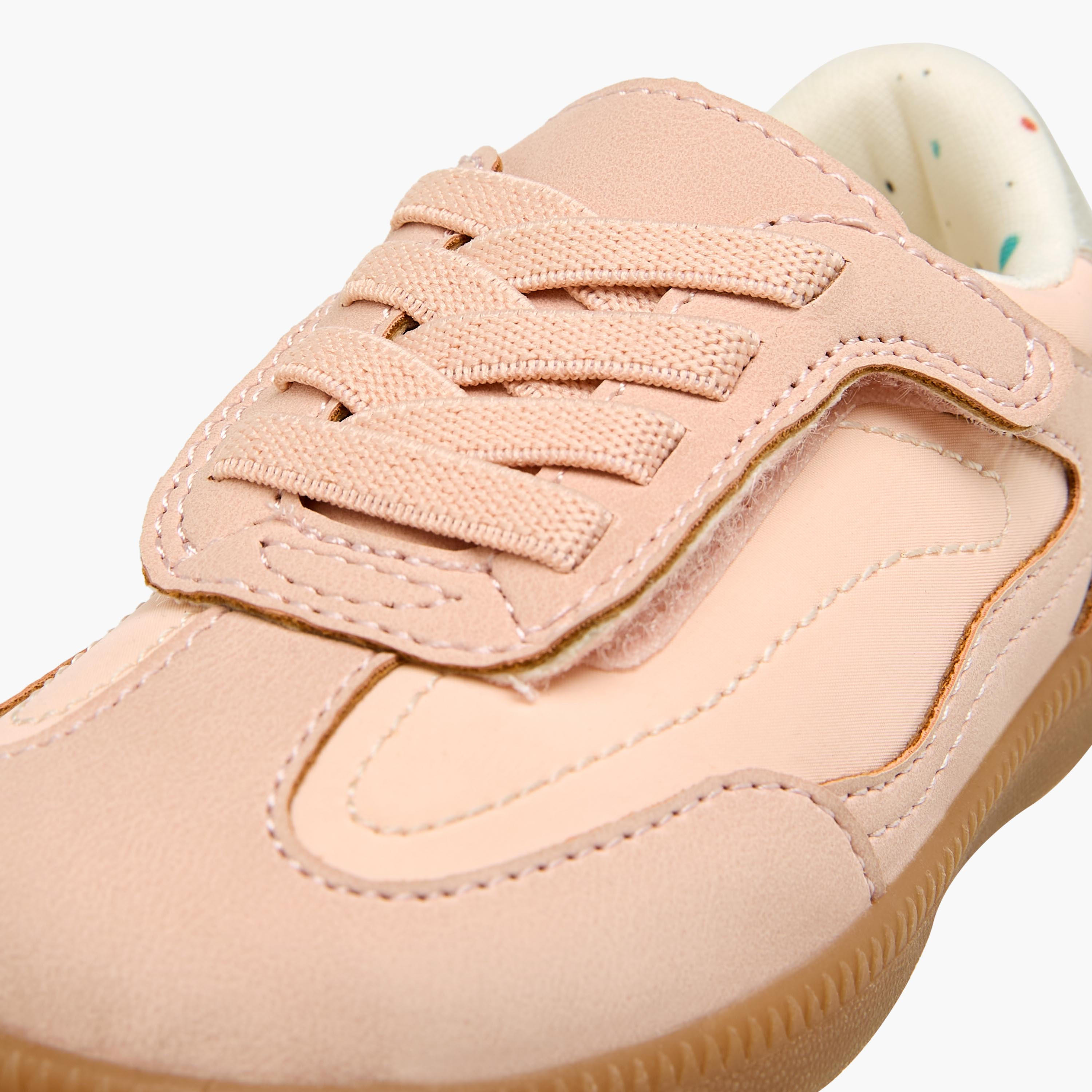 حذاء سنيكرز للكاحل بشريط إغلاق للبنات من بيرفيت-girls-shoes-sneakers-image-4