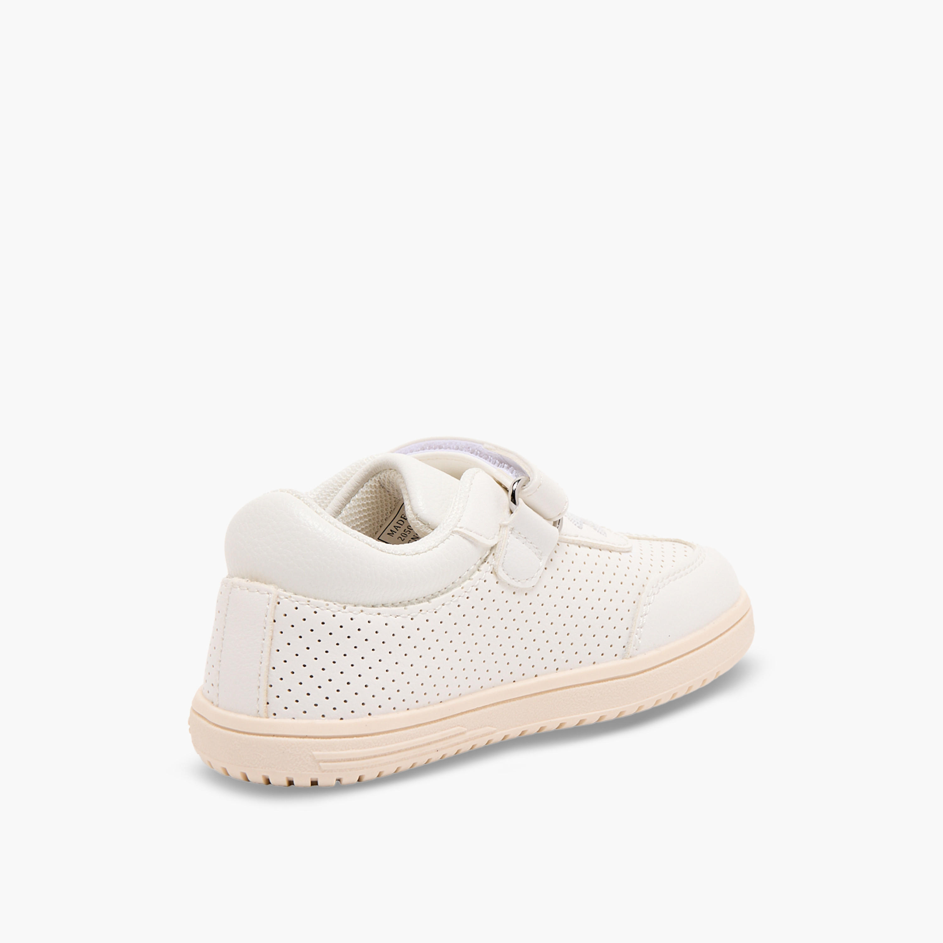 حذاء سنيكرز للأولاد برقبة كاحل مثقوب بشريط إغلاق لاصق من بارفيت-boys-shoes-sneakers-image-6