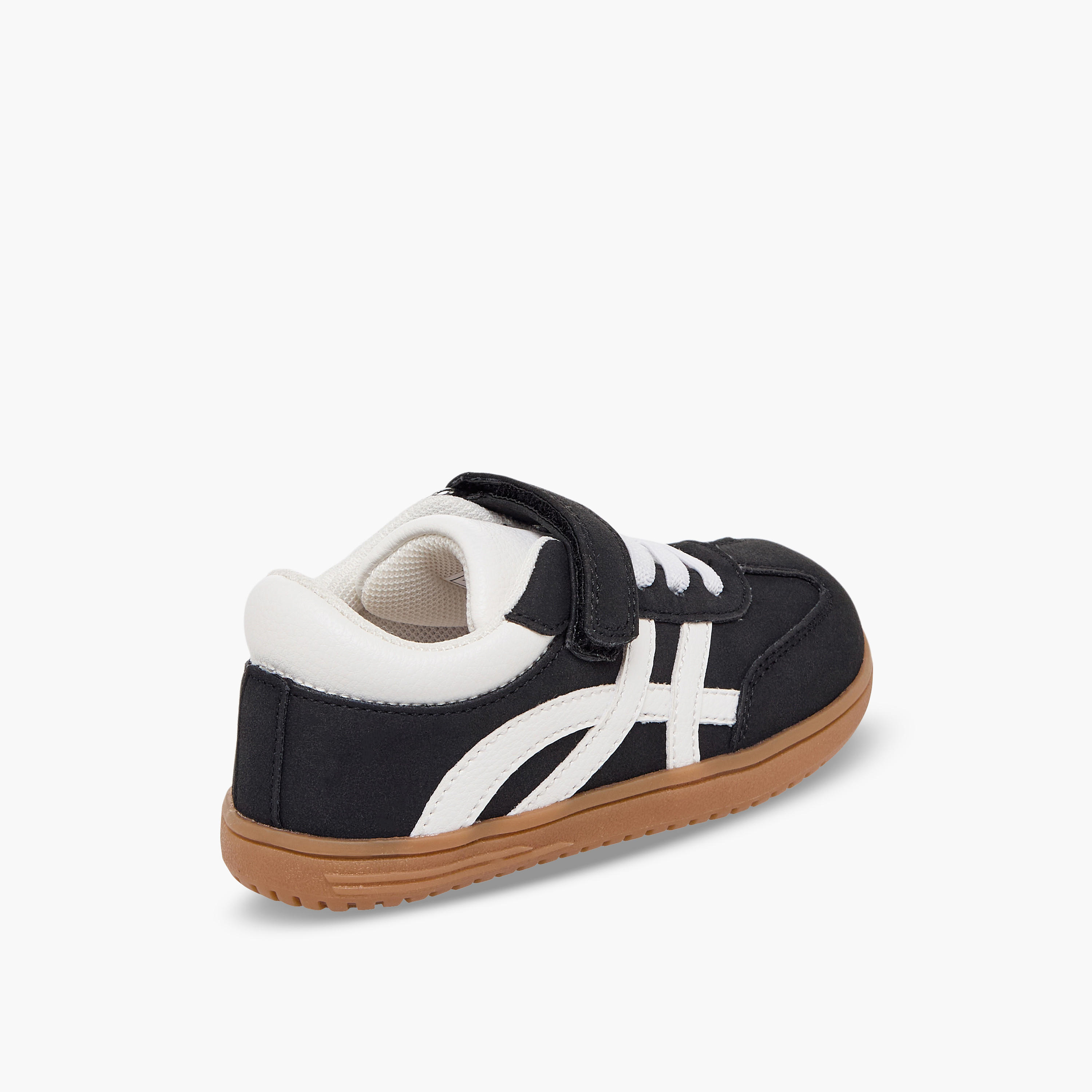 حذاء سنيكرز بشريط إغلاق لاصق للأولاد من بيرفيت-boys-shoes-sneakers-image-6