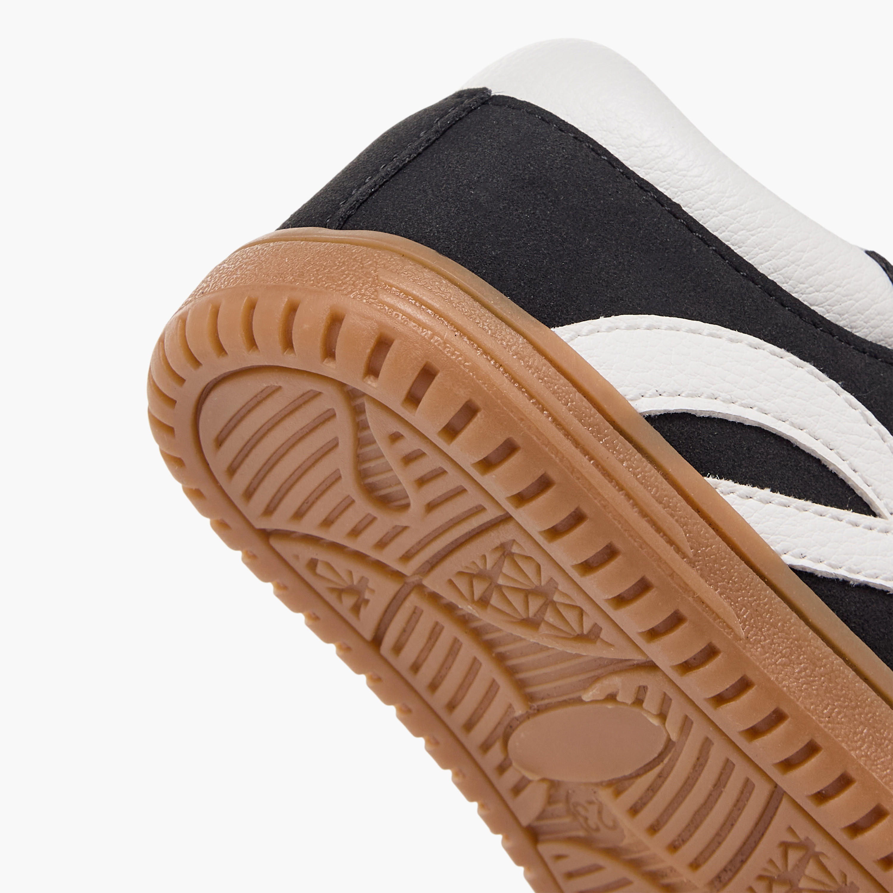 حذاء سنيكرز بشريط إغلاق لاصق للأولاد من بيرفيت-boys-shoes-sneakers-image-8