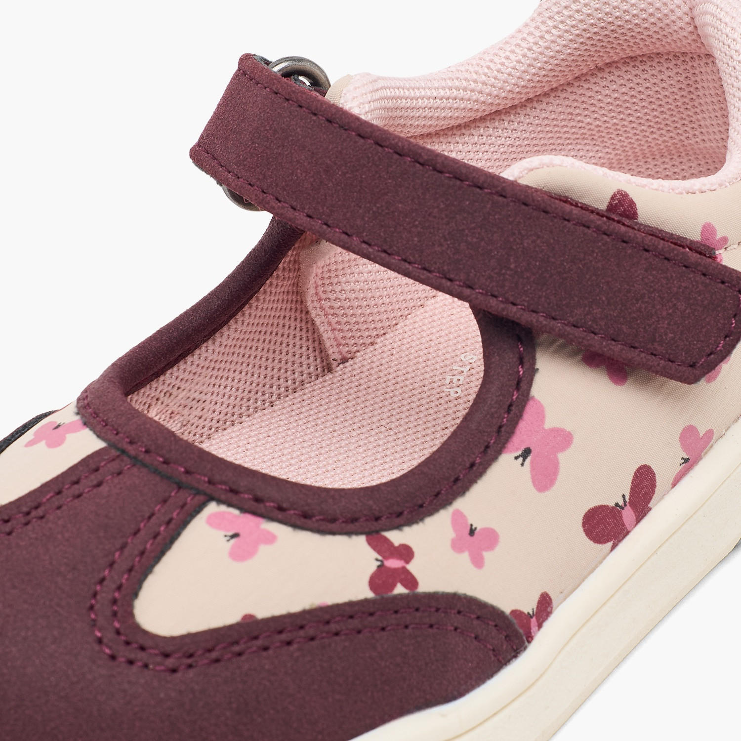 حذاء ماري جين بشريط إغلاق لاصق وطبعات فراشة للبنات من بيرفيت-girls-shoes-ballerinas-image-4