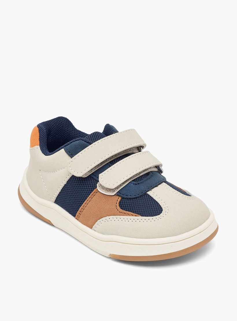 حذاء سنيكرز بقوالب ملونة وطول الكاحل وشريط إغلاق لاصق للأولاد من بيرفيت-boys-shoes-sneakers-image-2
