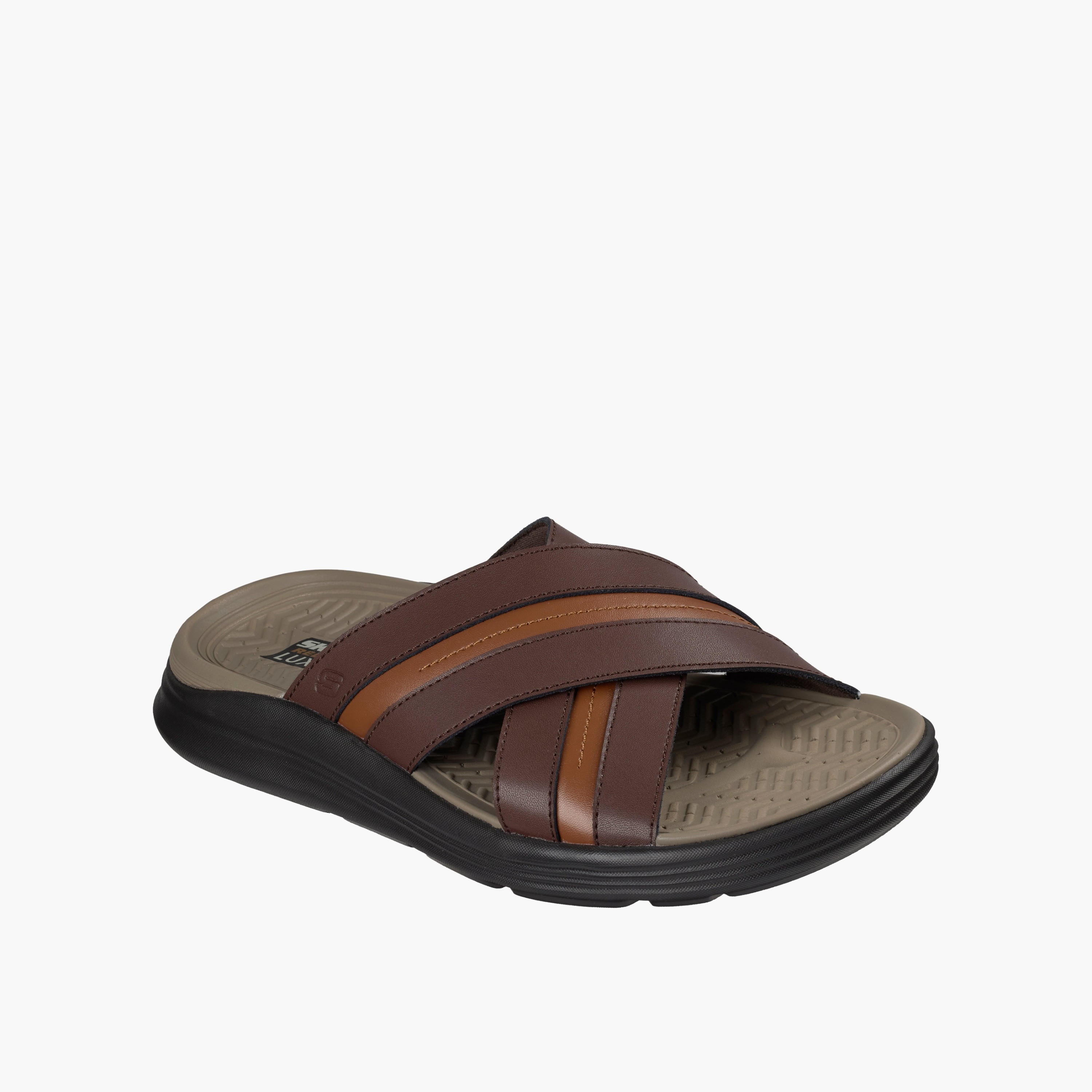 صندل عربي بحزام متقاطع سارغو للرجال من سكيتشيرز-men-shoes-sandals-image-5