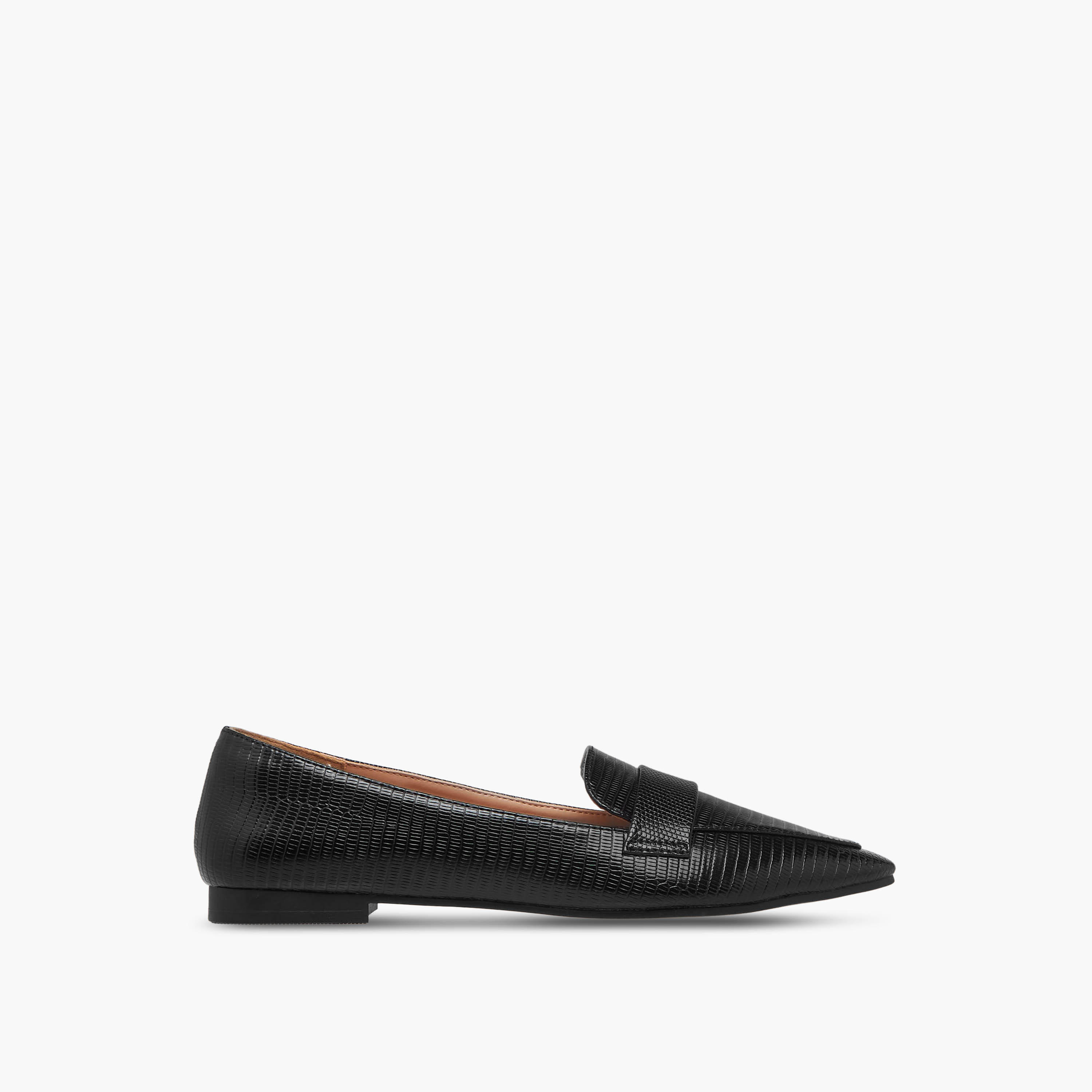 حذاء خفيف بمقدمة مدببة للنساء من سيليست-women-shoes-loafersandmoccasins-image-3