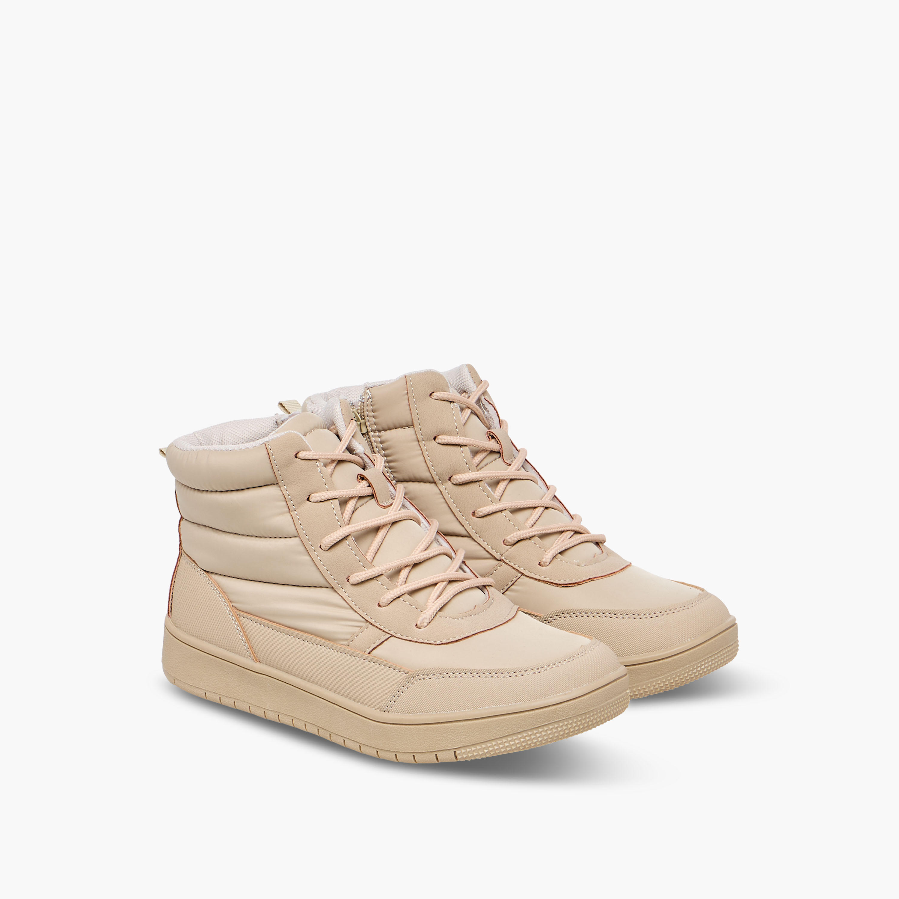 بوت مبطن بطول الكاحل ورباط للولاد من ماستر دوتشيني-boys-shoes-boots-image-1