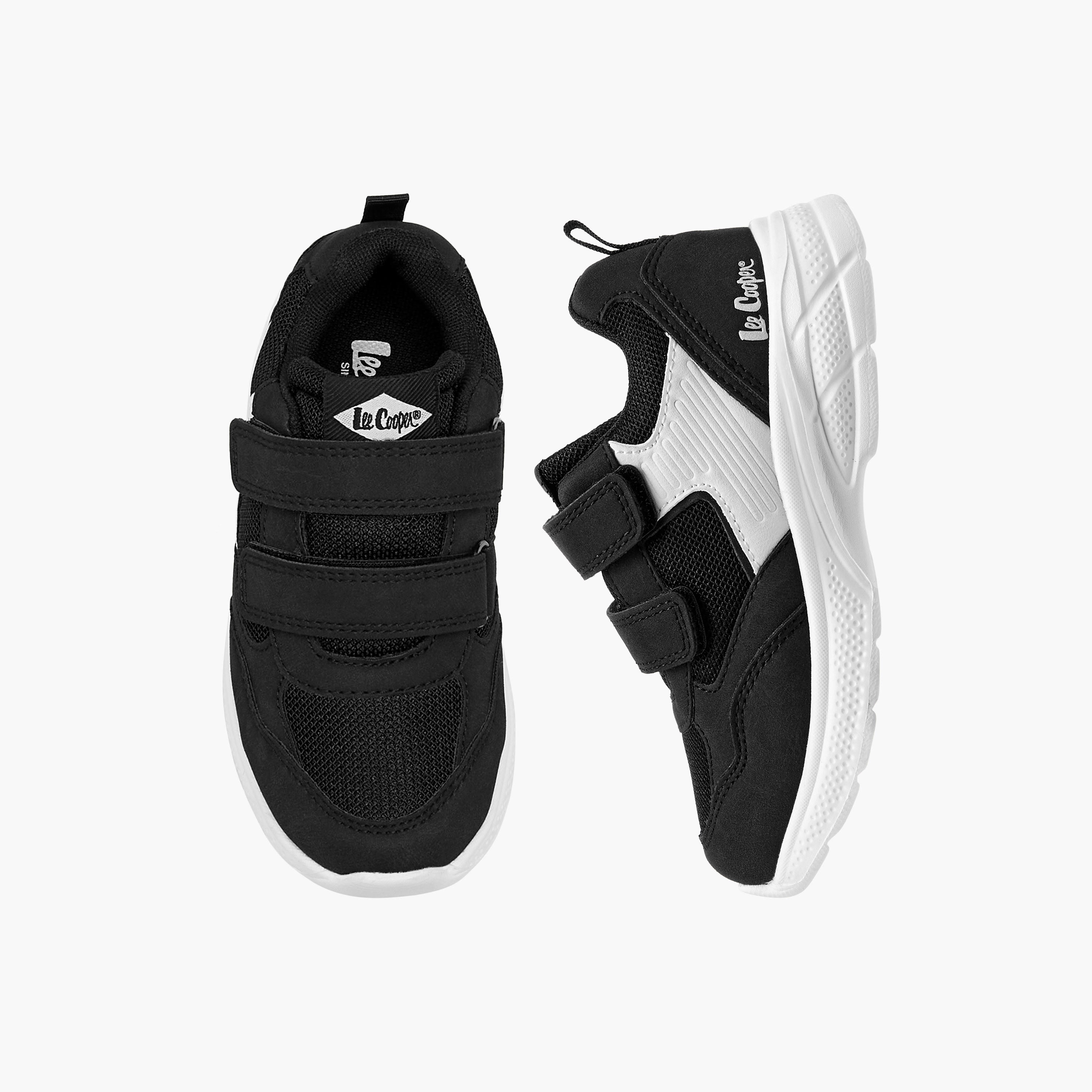 حذاء سنيكرز بشريط إغلاق لاصق للأولاد من لي كوبر-boys-shoes-sneakers-image-1