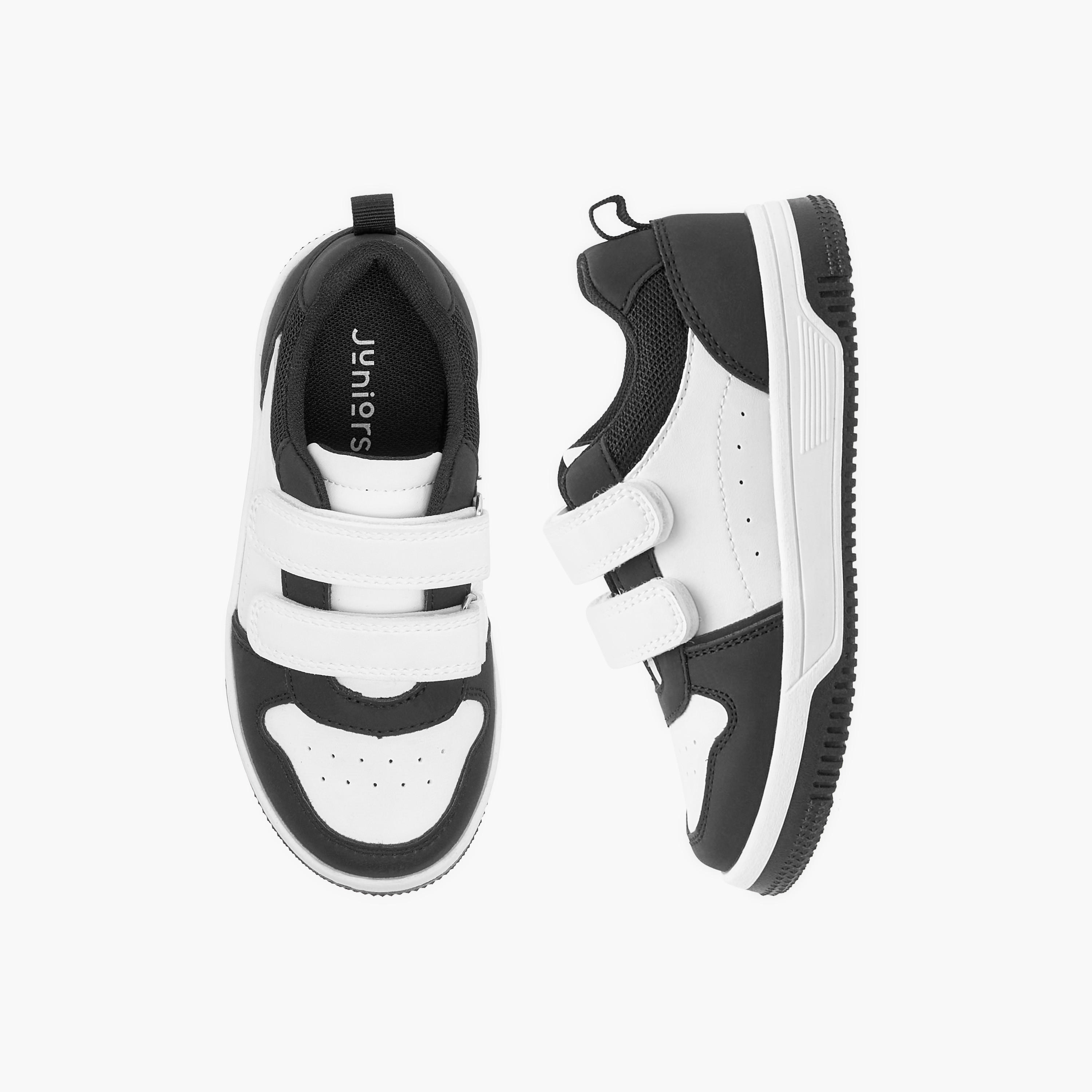 حذاء سنيكرز بشريط إغلاق لاصق وتصميم قوالب ملونة من جونيورز-boys-shoes-schoolshoes-image-1