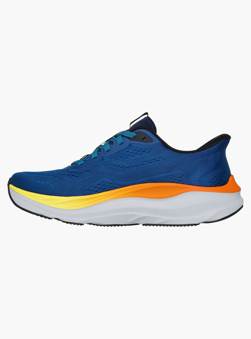 حذاء جري بطبعات شعار ماكس رن للرجال من سكيتشرز-sports-men-shoes-image-5