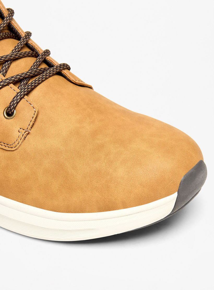 بوت طول الكاحل برباط إغلاق من إل بي إل من شو إكسبريس-men-shoes-boots-image-5