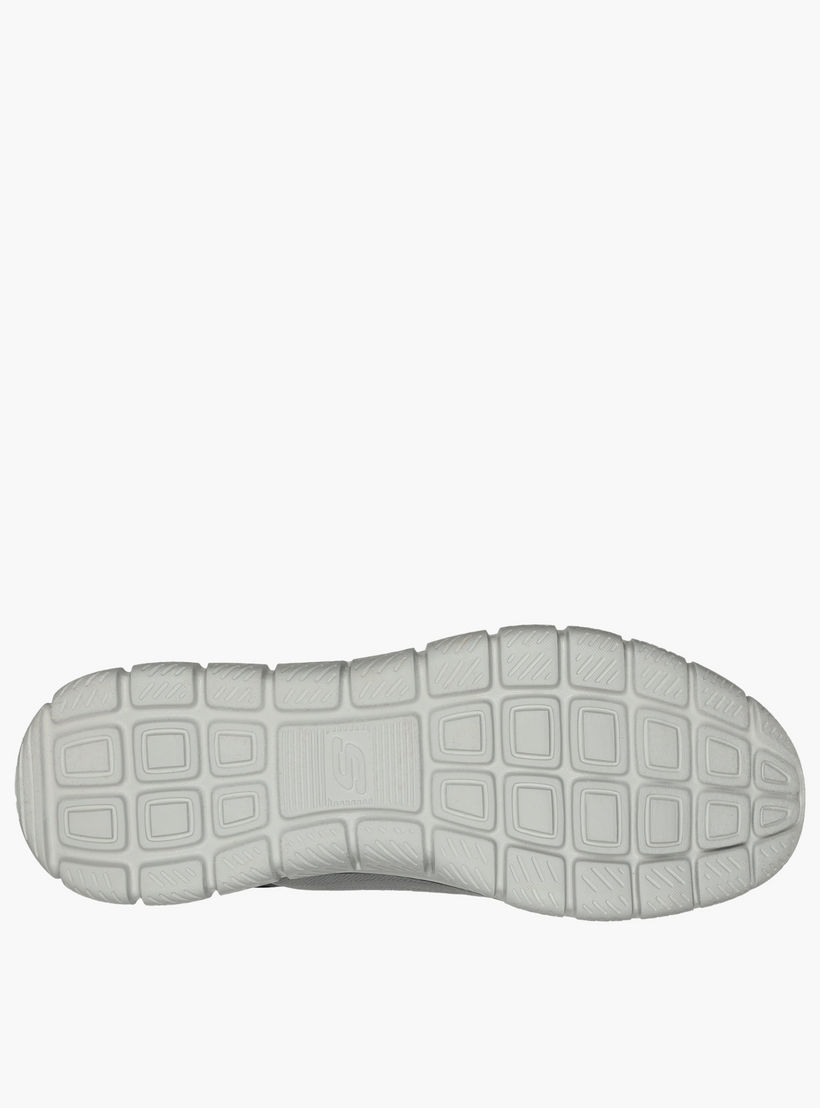 حذاء رياضي برباط إغلاق للرجال من سكيتشرز-sports-men-shoes-image-3