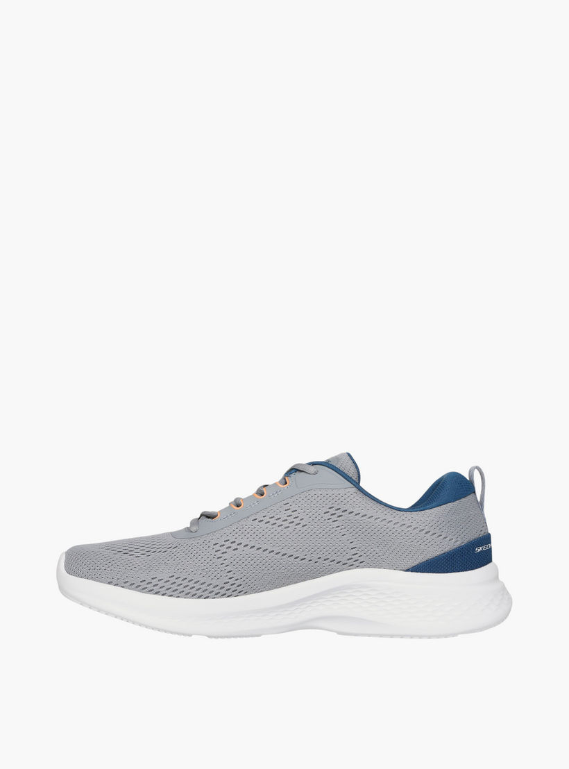 حذاء رياضي برباط للرجال من سكيتشرز - 233184-GYBL-sports-men-shoes-image-4