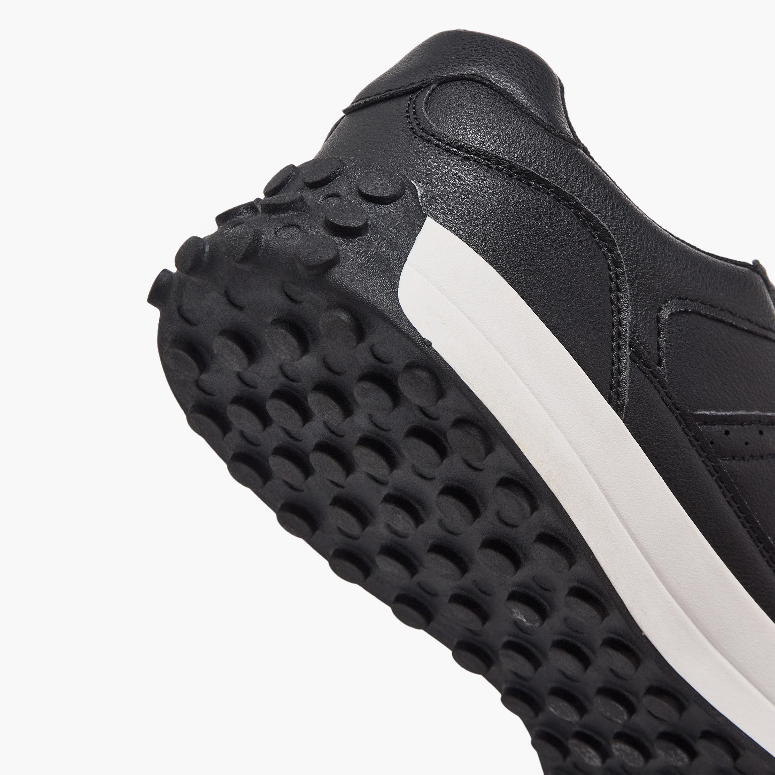 حذاء سنيكرز طول الكاحل برباط إغلاق للرجال من أل بي أل من شو إكسبريس-men-shoes-sneakers-image-8