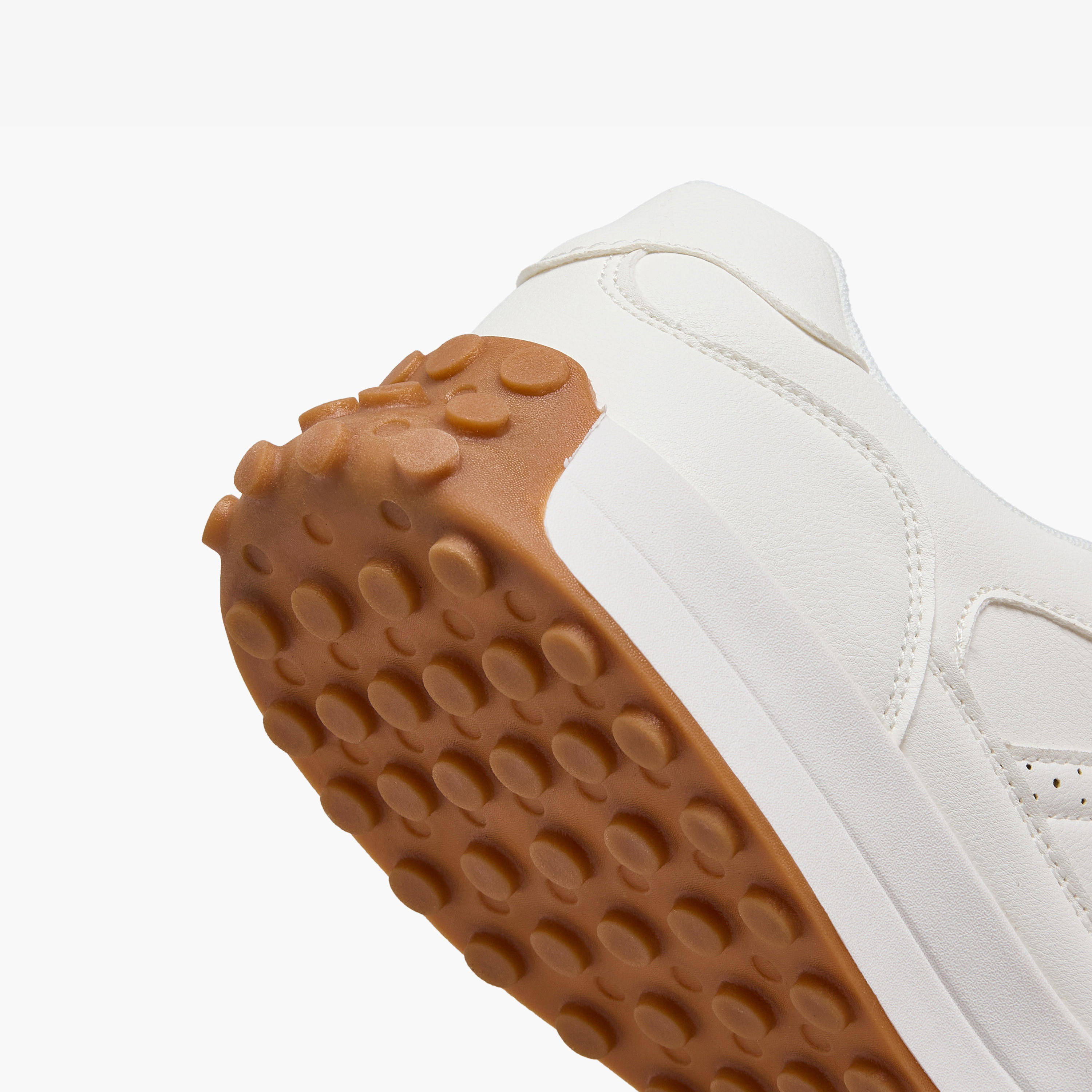 حذاء سنيكرز طول الكاحل برباط إغلاق للرجال من أل بي أل من شو إكسبريس-men-shoes-sneakers-image-8