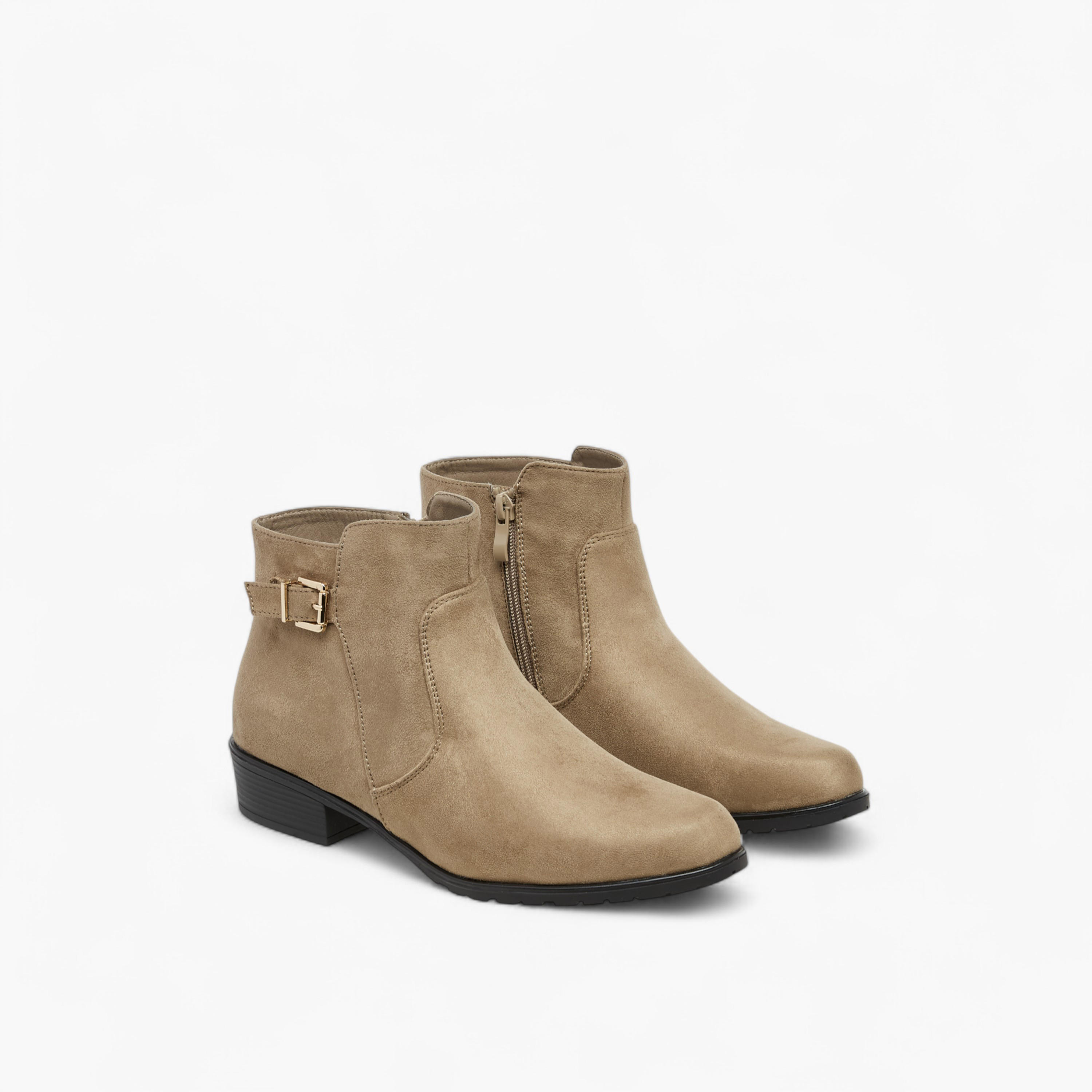 بوت كاحل بزينة فيونكة وكعب سميك وسحاب إغلاق للنساء من سيليست-women-shoes-boots-image-1