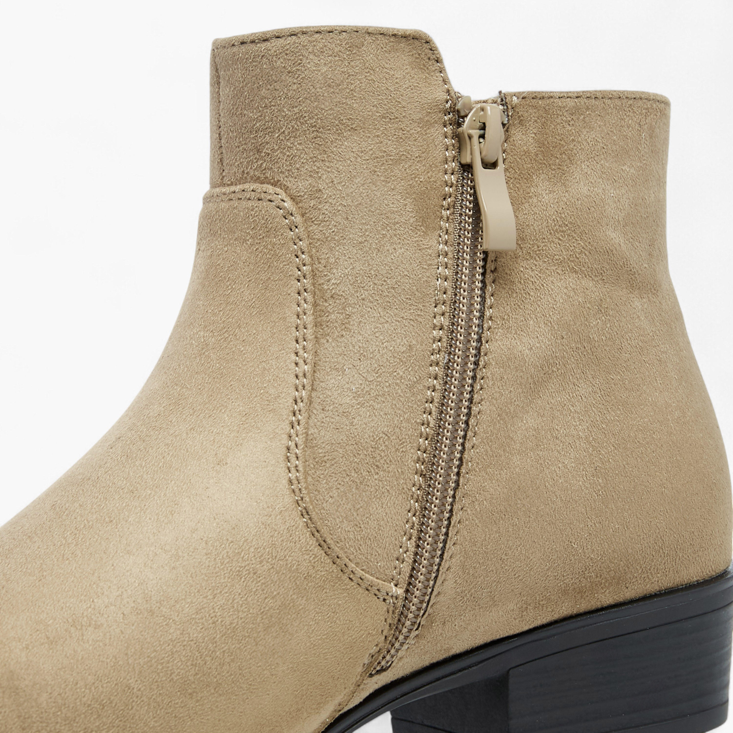بوت كاحل بزينة فيونكة وكعب سميك وسحاب إغلاق للنساء من سيليست-women-shoes-boots-image-4