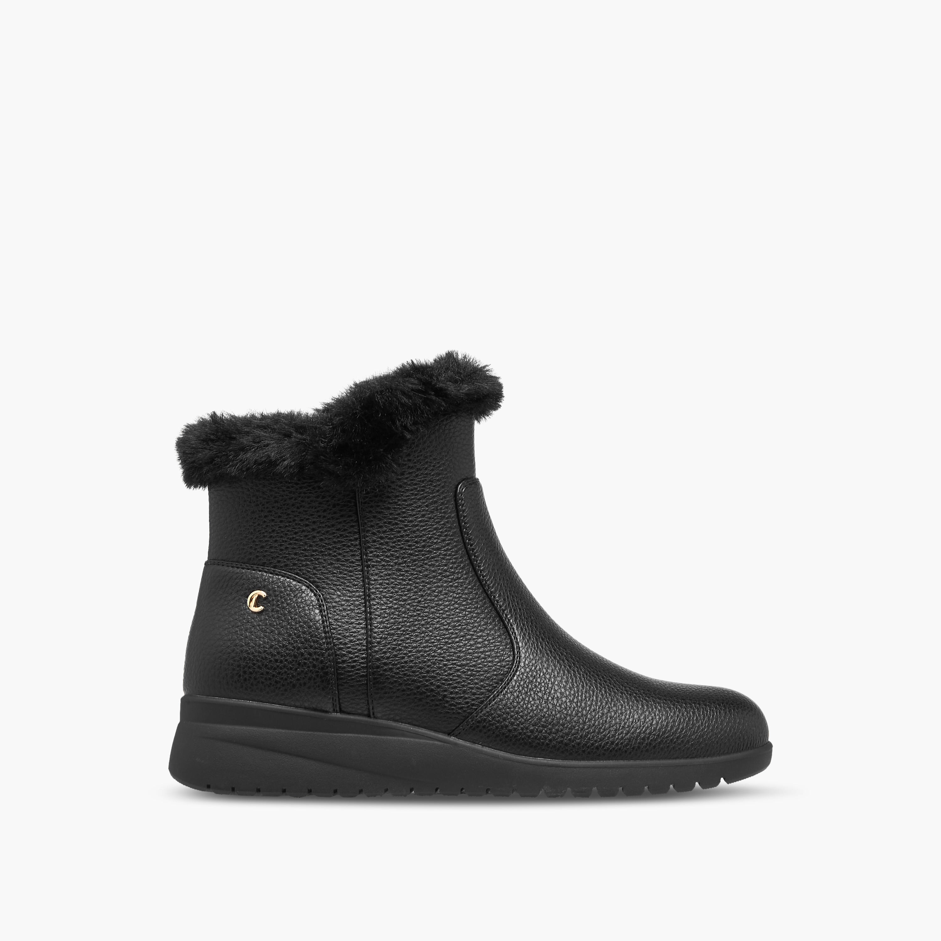 بوت بطول الكاحل وبتزيينات فرو للنساء من لو كونفورت-women-shoes-boots-image-3