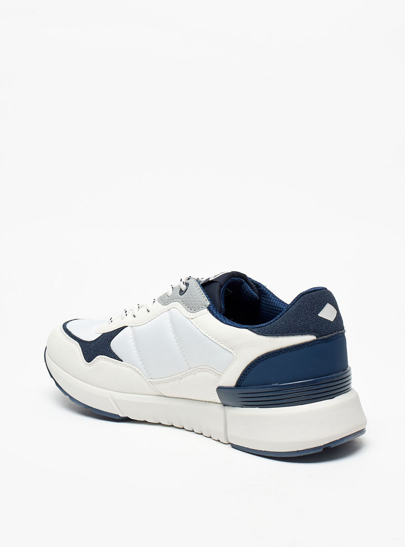 حذاء سنيكرز بقوالب ملوّنة ورباط إغلاق للرجال من لي كوبر-men-shoes-sneakers-image-2